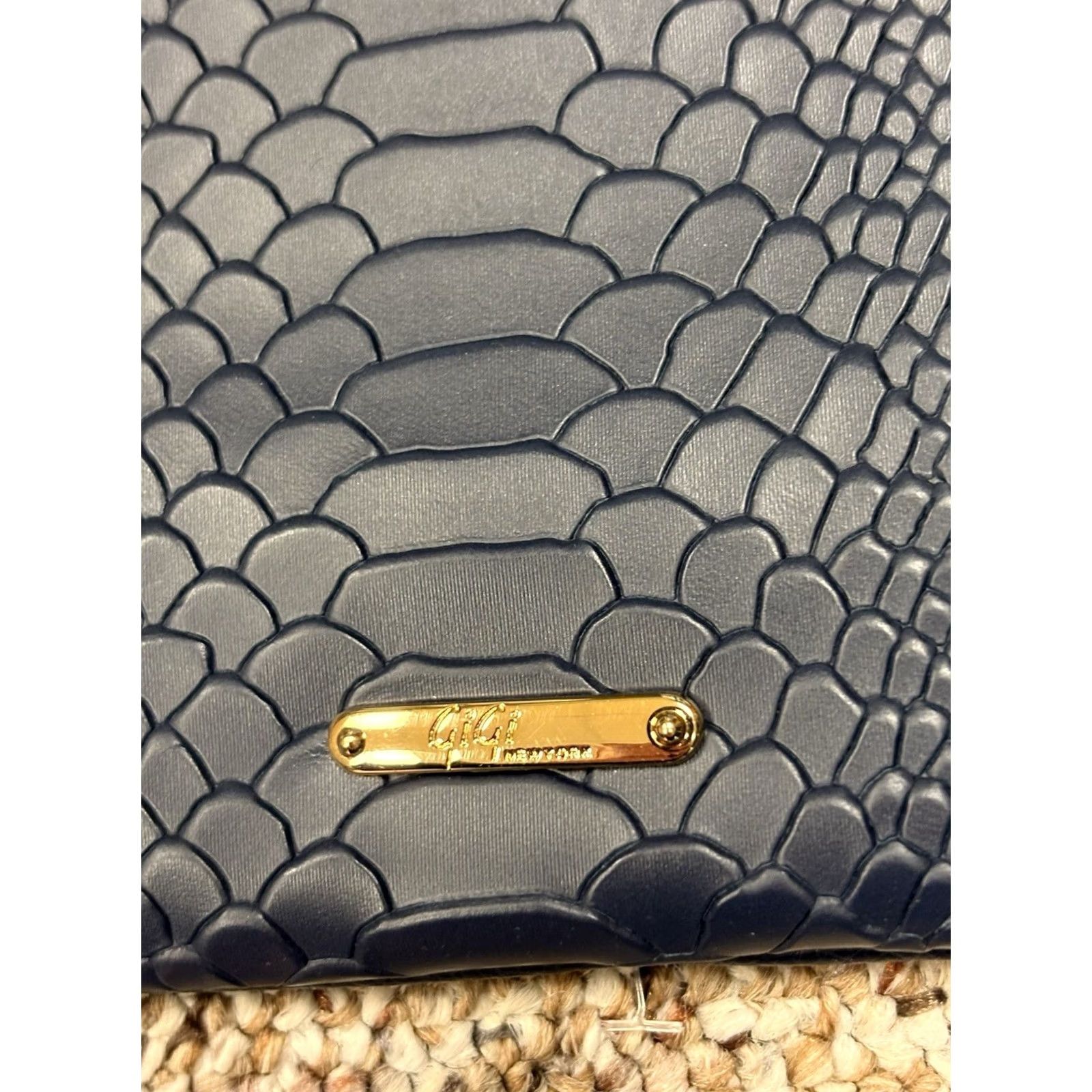 Vintage Gigi New York Navy Blue Leather Snake Alligator Scale Tassel Zipper Clutch Purse Bag Charm Cross Body Womens Medium Size ONE SIZE - 4 Thumbnail