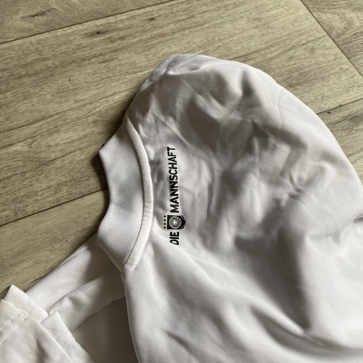 Adidas ADIDAS DEUTSCHER FC VOLKSWAGEN 2018 LONG SLEEVE JERSEY Size US S / EU 44-46 / 1 - 5 Thumbnail