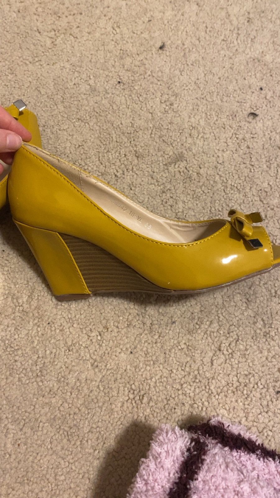 Vintage Yellow wedge heels Size US 6 / IT 36 - 1 Thumbnail