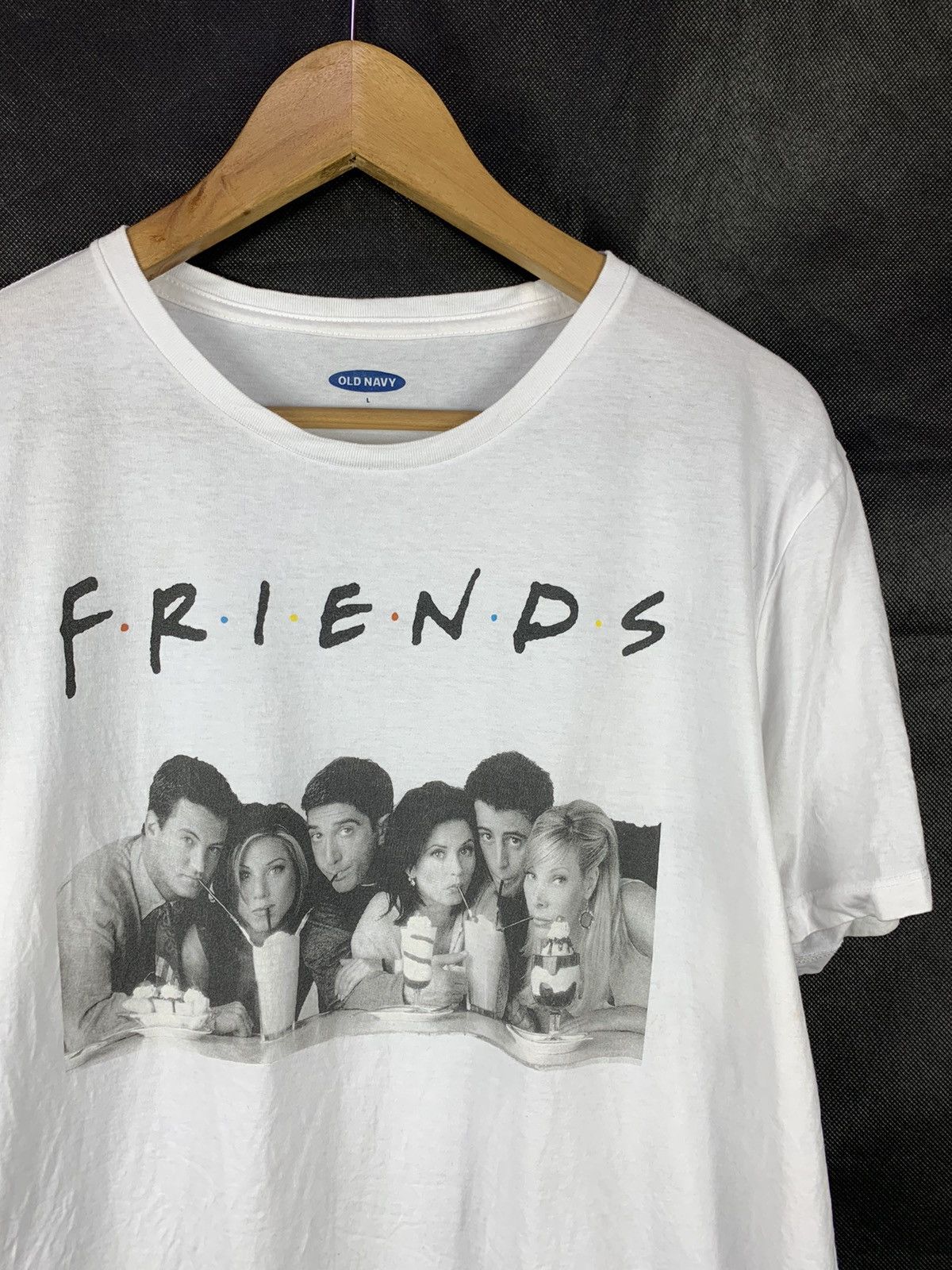 Old Navy Steals! Friends Sitcom Comedy Tee Size US L / EU 52-54 / 3 - 2 Thumbnail