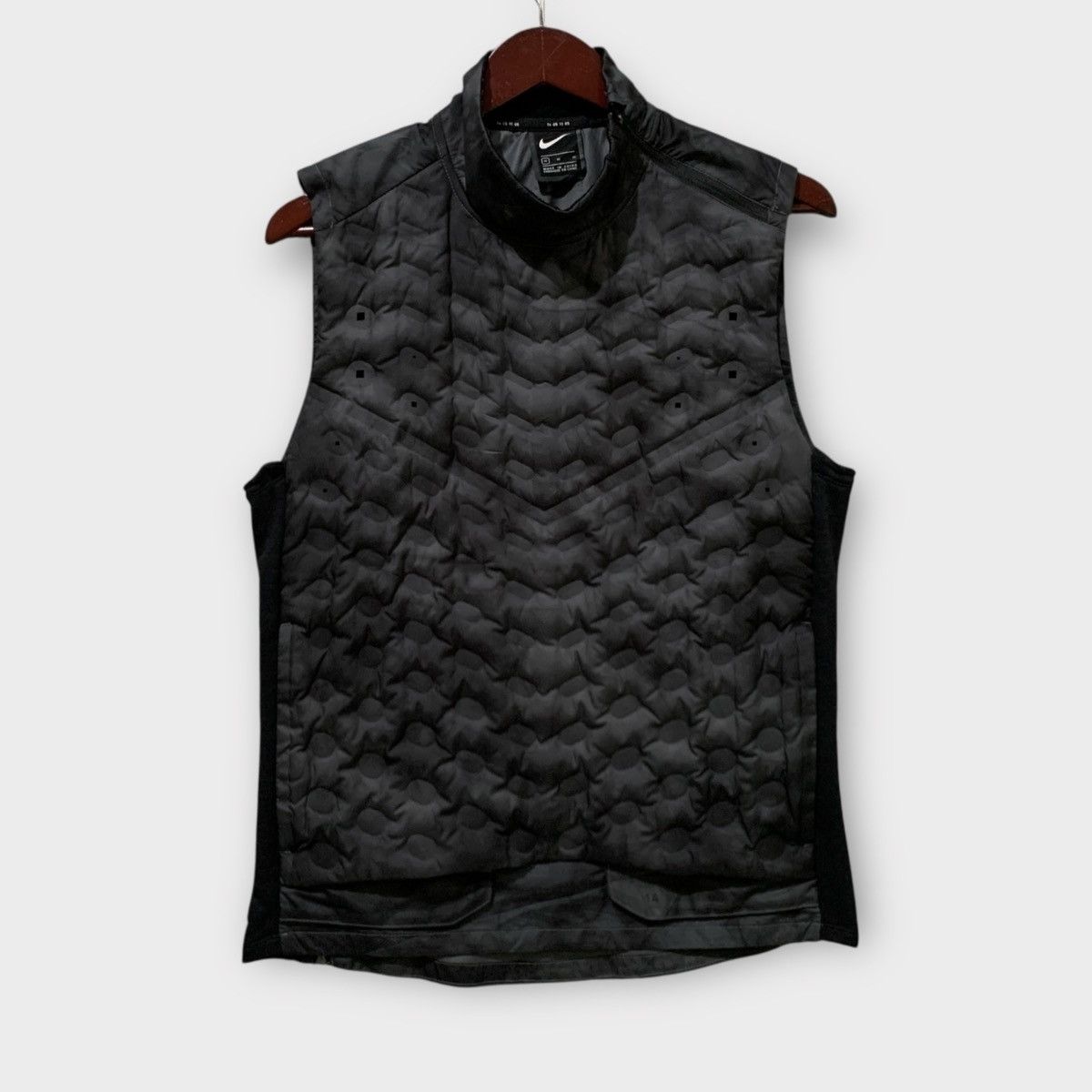 Nike NIKE RUNNING TECH PACK AEROLOFT QUILTED VEST JACKET Size US M / EU 48-50 / 2 - 1 Thumbnail