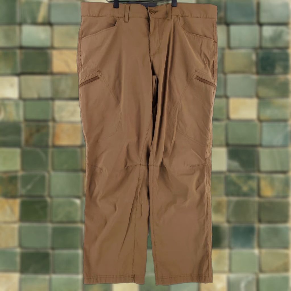 Eddie Bauer Eddie Bauer First Ascent Hiking Pants Brown Mens 38 x 30 38 x 29 Actual Chino Pants Mens Brown 38 x 30 Size US 38 / EU 54 - 1 Thumbnail