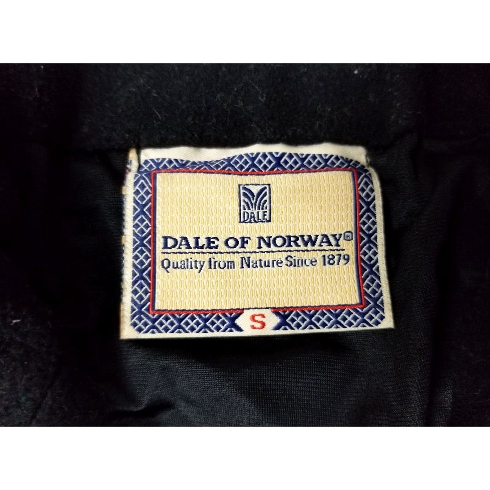 Dale Of Norway VINTAGE Y2K Dale of Norway Ski 100% Wool Half Zip Up DuPont Teflon Sweater SZ S Mens Blue Wool PullOver 21/21/19/24 Size US S / EU 44-46 / 1 - 7 Thumbnail