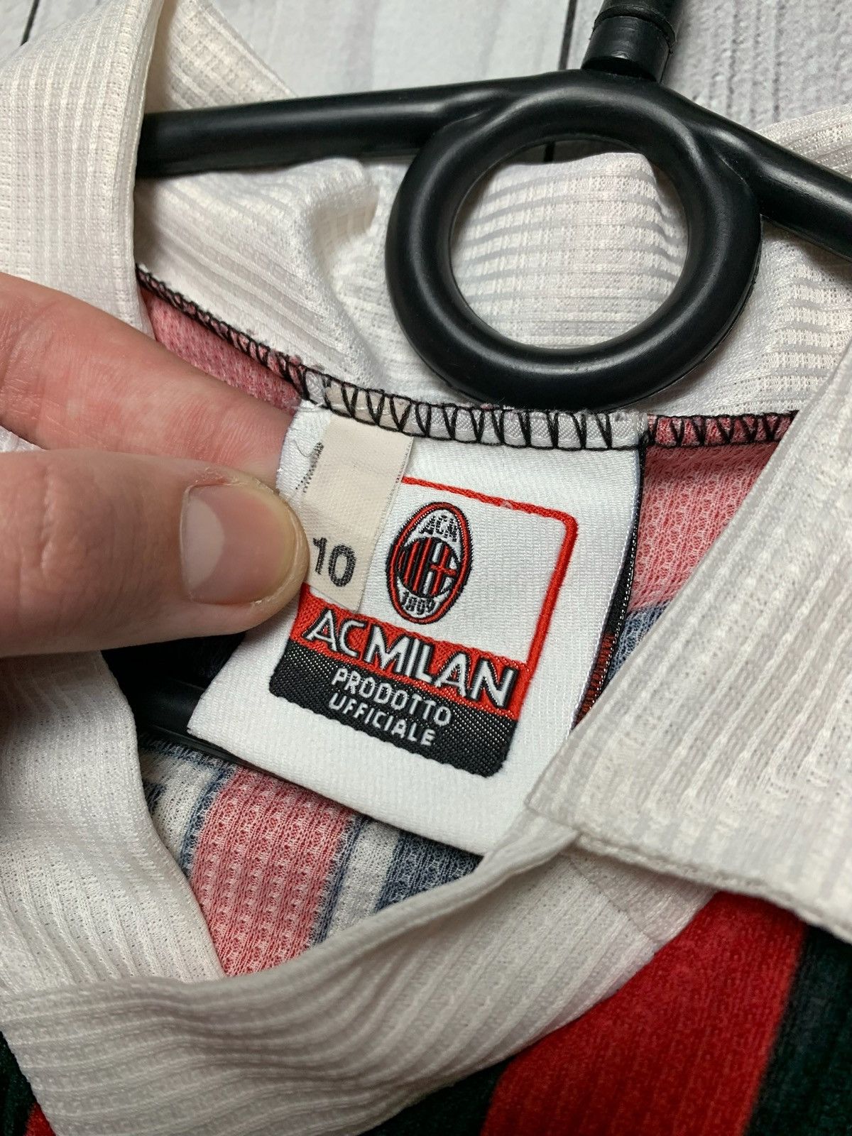 Vintage Vintage 80 Ronaldinho AC Milan soccer jersey women’s S Size S / US 4 / IT 40 - 4 Thumbnail