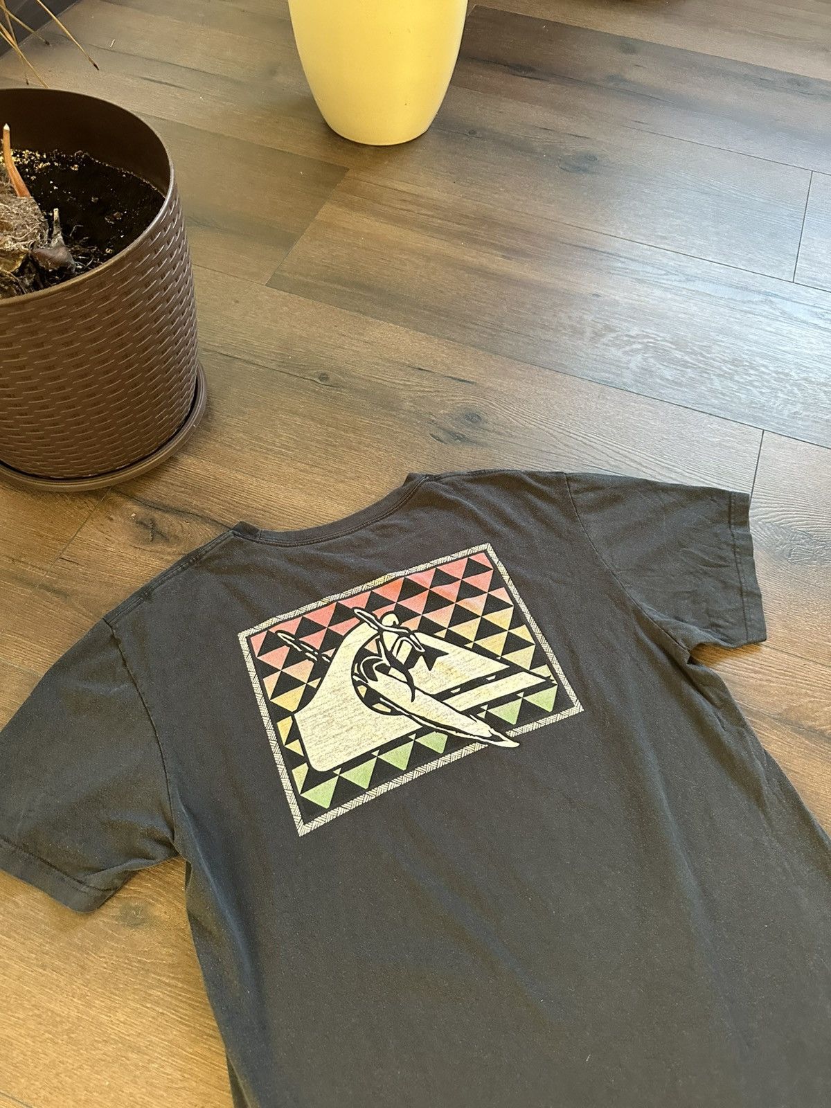 Quiksilver Vintage Quiksilver T-shirt Big Back Print Size US L / EU 52-54 / 3 - 12 Thumbnail