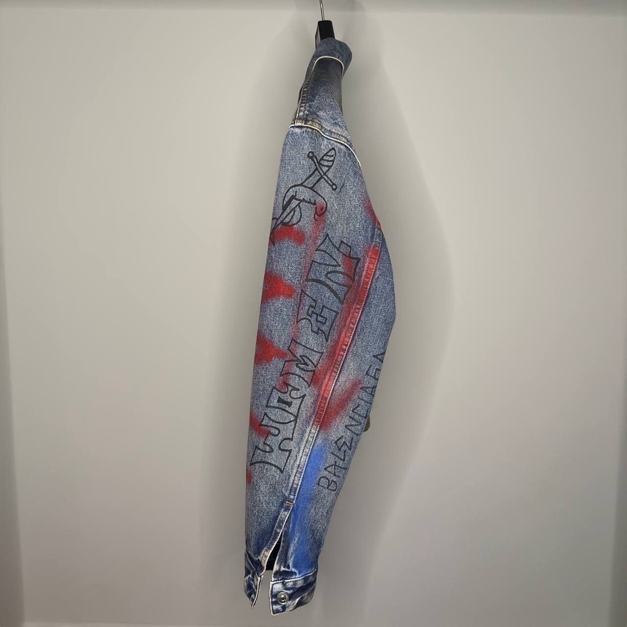 Balenciaga Balenciaga Distressed Graffiti Denim Jacket Size US XS / EU 42 / 0 - 3 Thumbnail