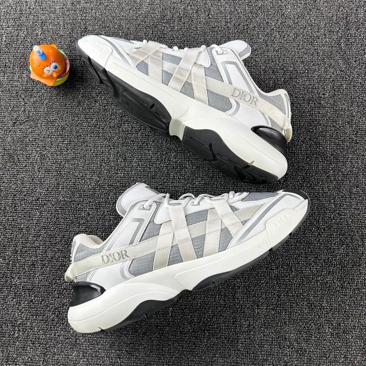 Dior Dior B24 Runtek White/Gray 41.5 Sneakers Size US 8.5 / EU 41-42 - 4 Thumbnail