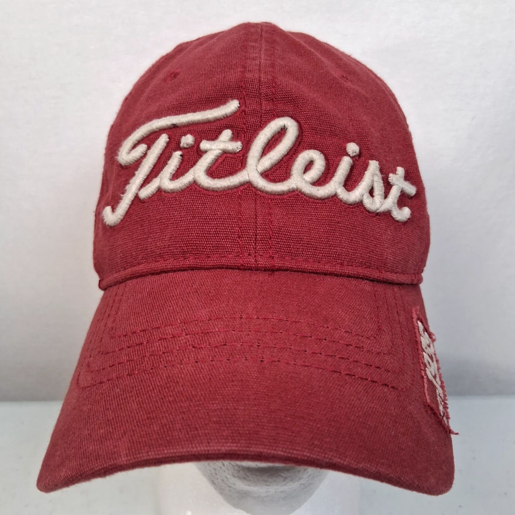 Titleist VINTAGE Titleist Golf Hat Cap Maroon Cotton Canvas Strapback Distressed Embroidered Men One Size Golfing Accessories Size ONE SIZE - 2 Thumbnail