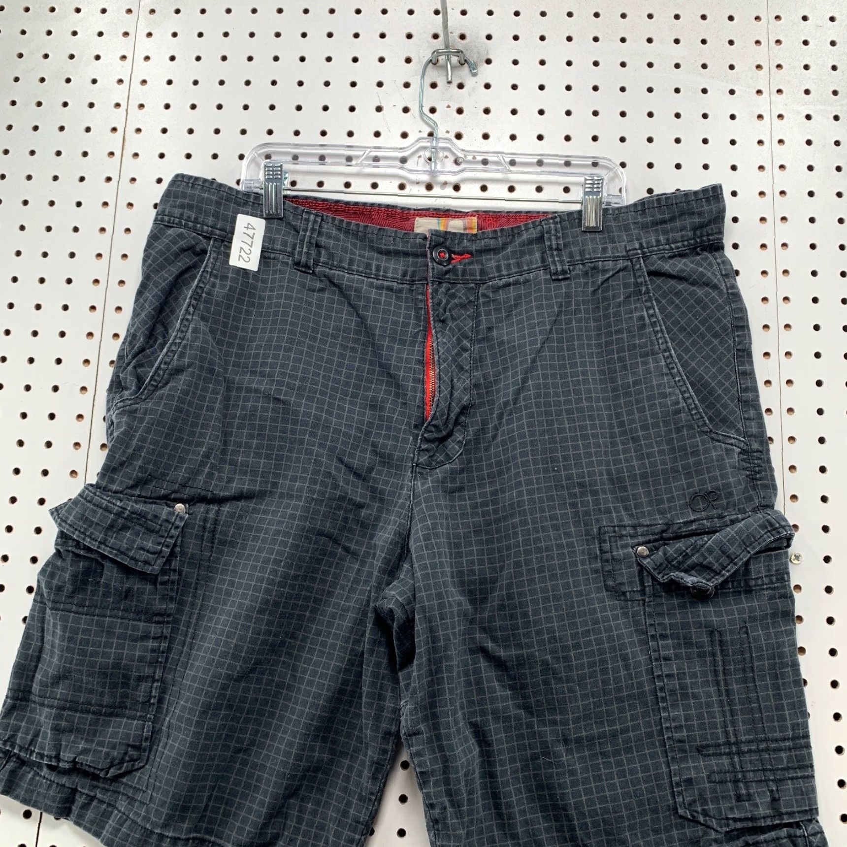 Vintage VINTAGE Ocean Pacific Cargo Shorts Mens 42 Black Checkered Cargo Shorts Mens 42 Black Checkered Size US 42 / EU 58 - 4 Thumbnail