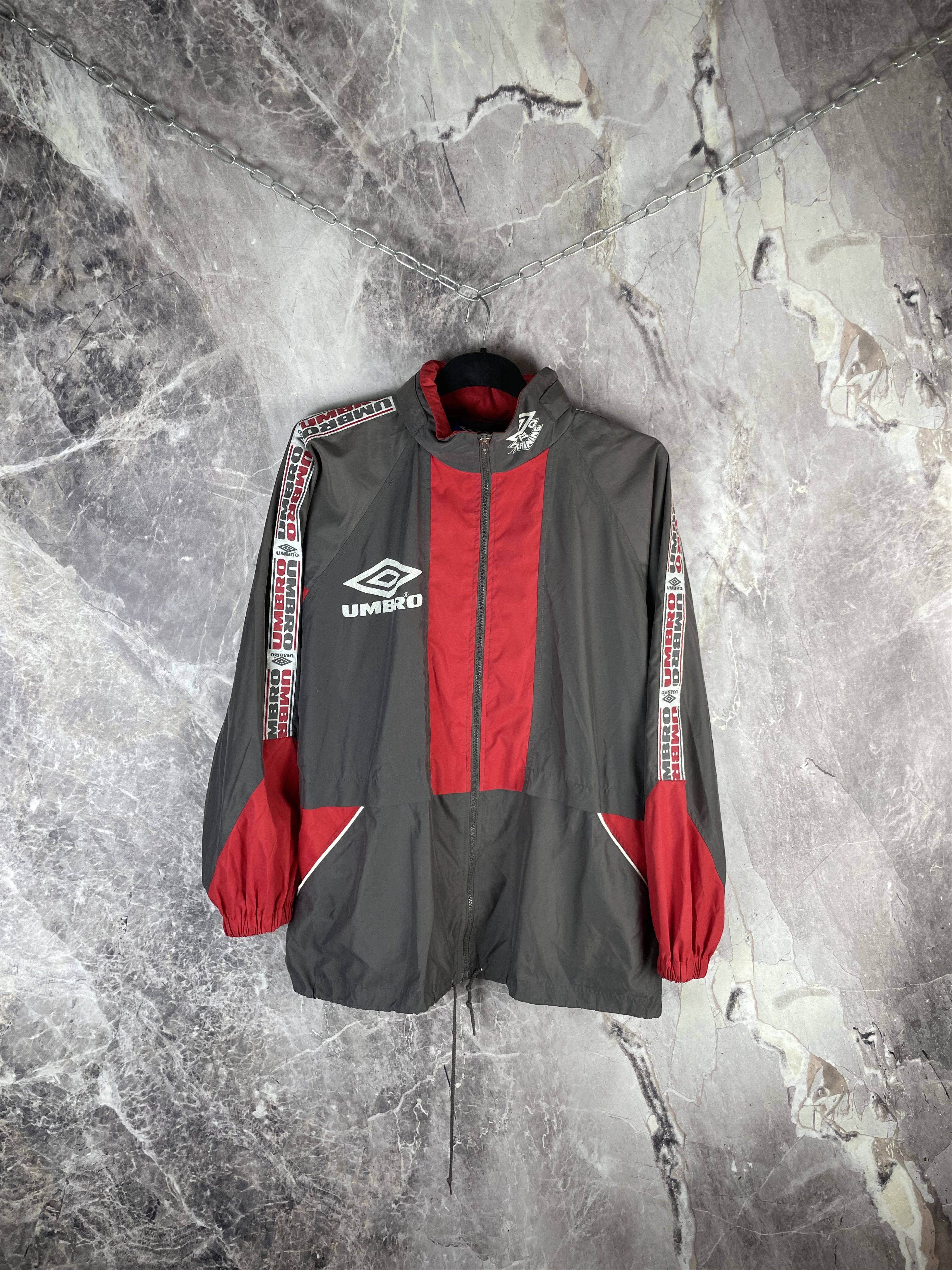 Umbro Vintage 90s🔥 UMBRO Football Pro Training Zipper Size US M / EU 48-50 / 2 - 1 Thumbnail