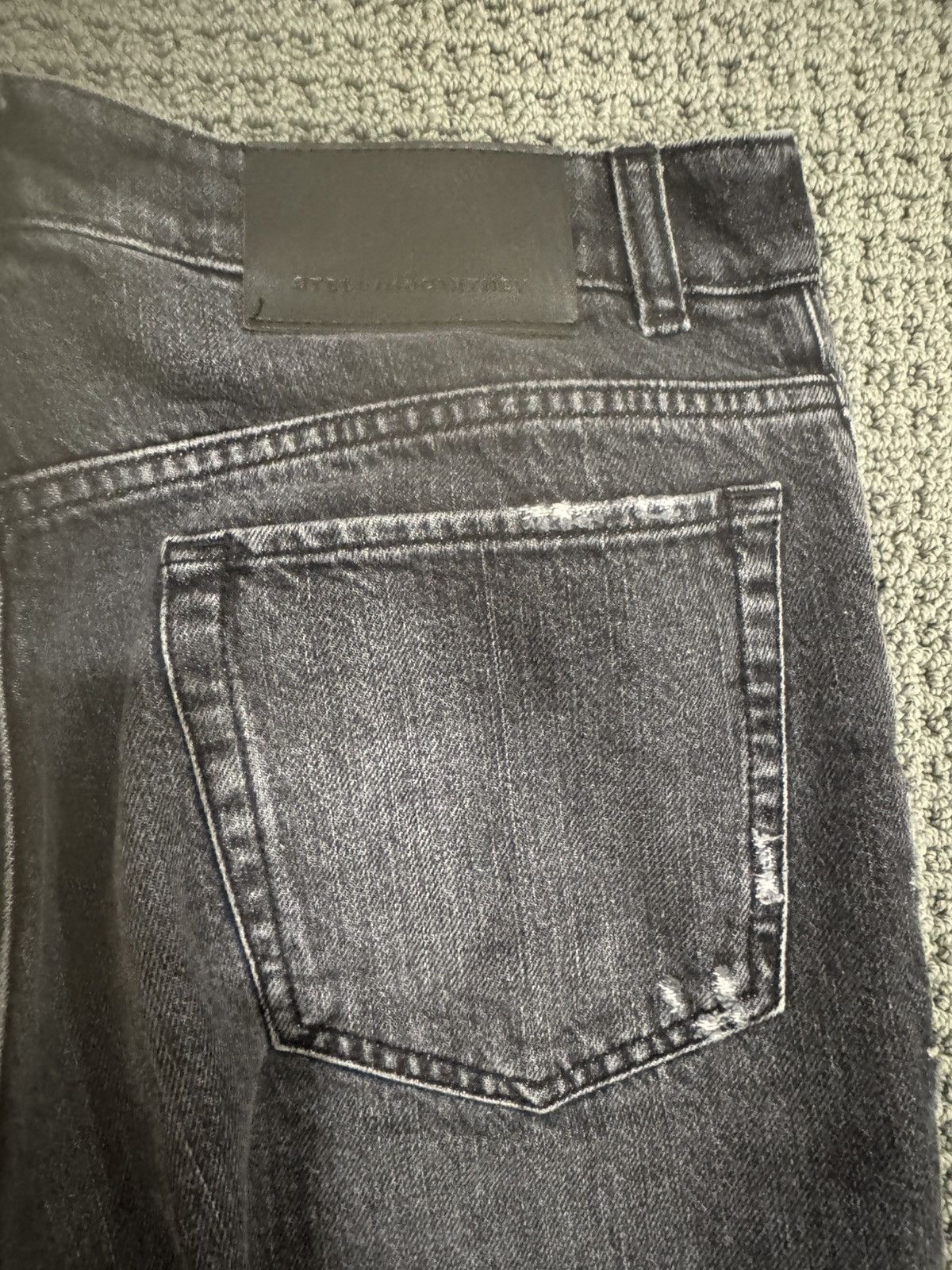 Stella McCartney Luxury Made in Italy distressed jeans in faded black Size US 32 / EU 48 - 5 Thumbnail