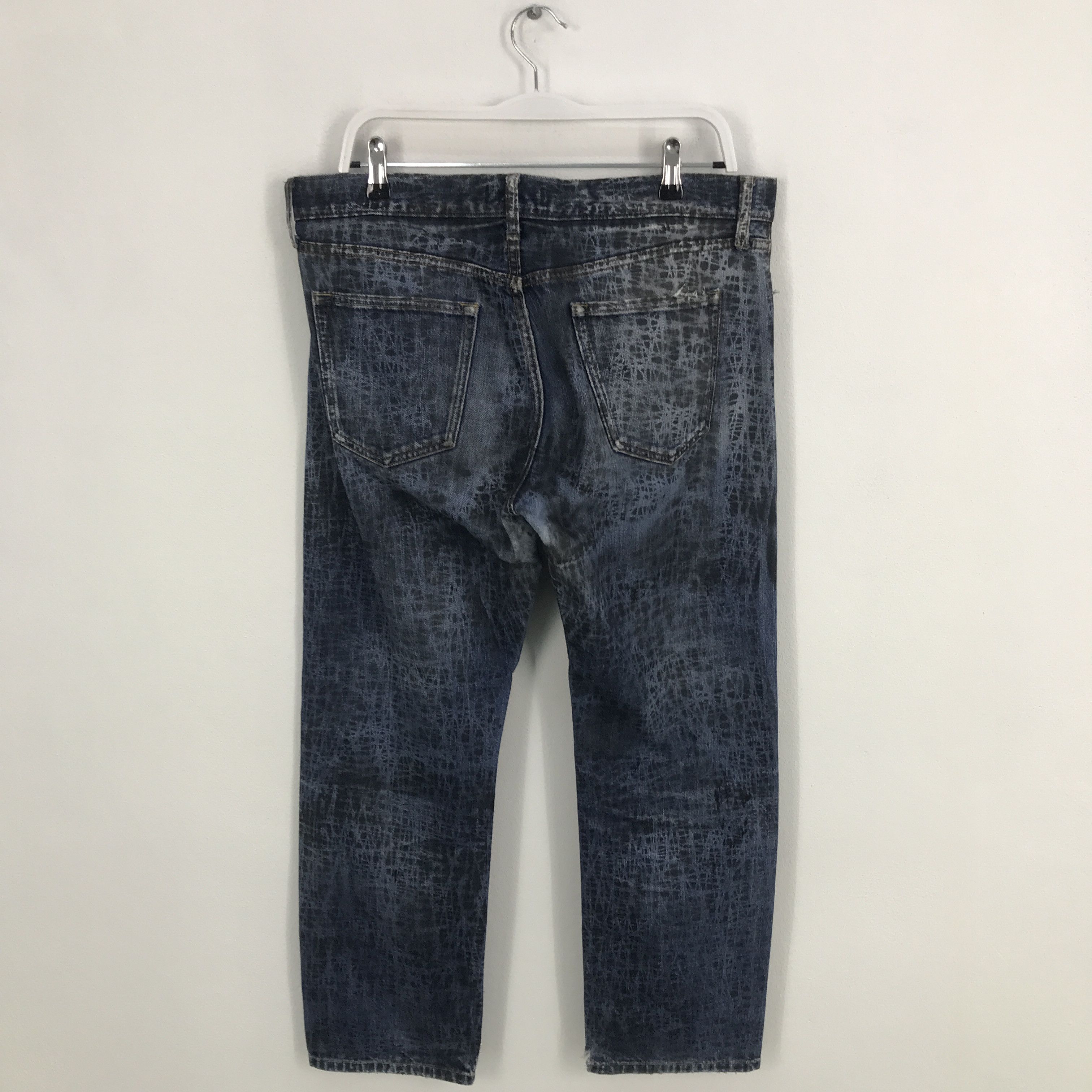 Japanese Brand × Uniqlo Rare Uniqlo Regular Custom Art Style Denim Jeans Size US 35 - 4 Thumbnail