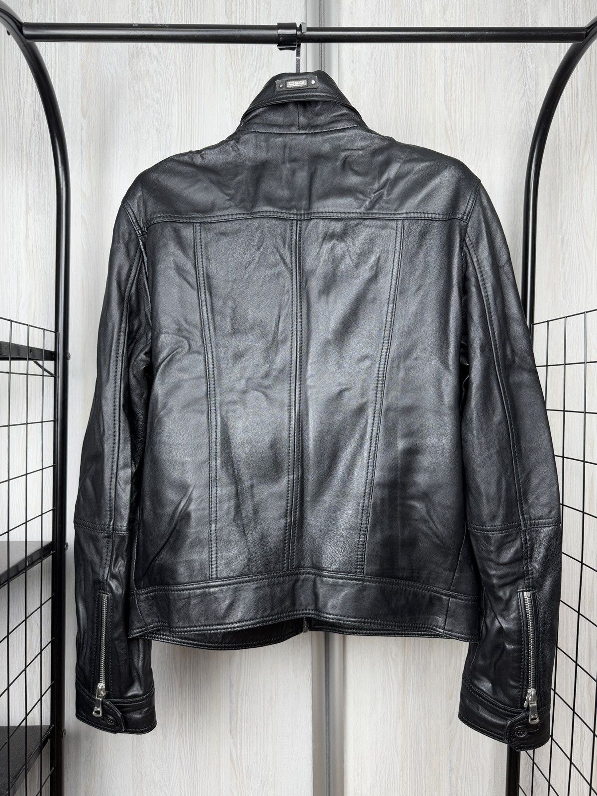 Dolce & Gabbana 2000s Dolce & Gabbana Multipocket Black Leather Jacket Size US L / EU 52-54 / 3 - 7 Thumbnail