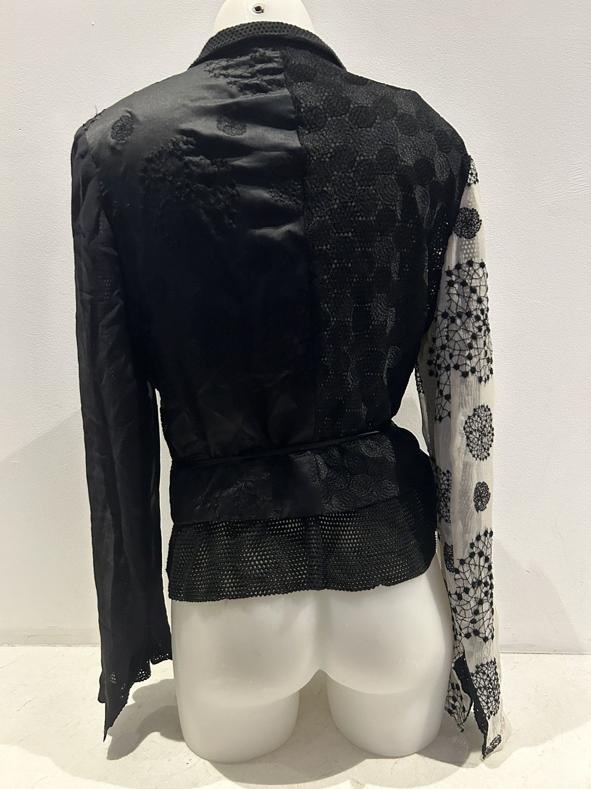 Ann Demeulemeester Stunning silk Ann demeulemeester wrap top/jacket Size S / US 4 / IT 40 - 8 Thumbnail