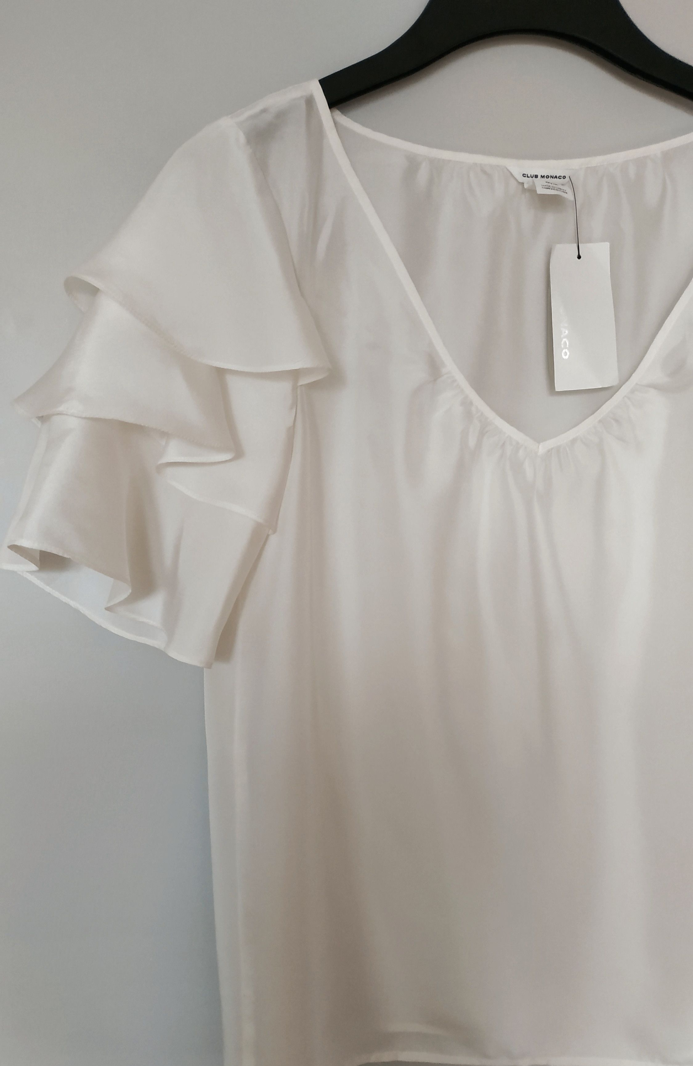 Club Monaco Naveah silk top blouse ruffeld sleeves Size M / US 6-8 / IT 42-44 - 2 Thumbnail
