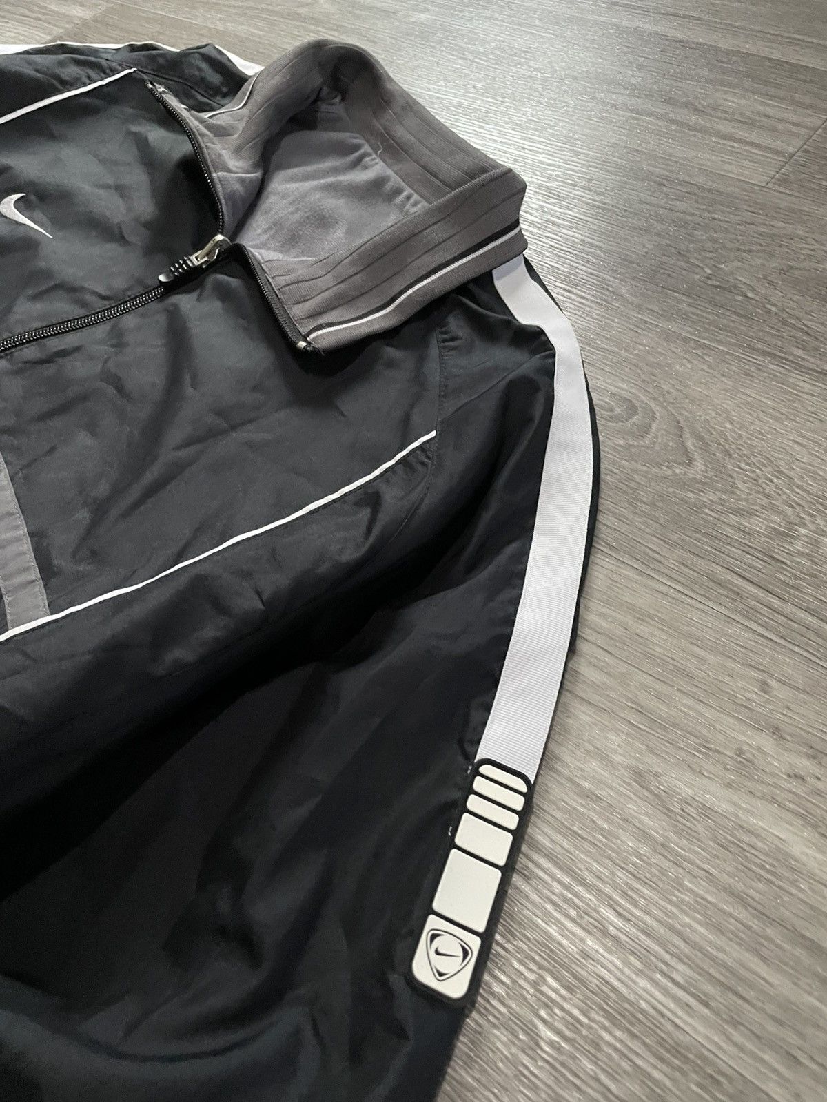 Nike Vintage Nike Nylon Reversible 2 Sides Pullover 1/3 Zip 90s Size US L / EU 52-54 / 3 - 15 Thumbnail