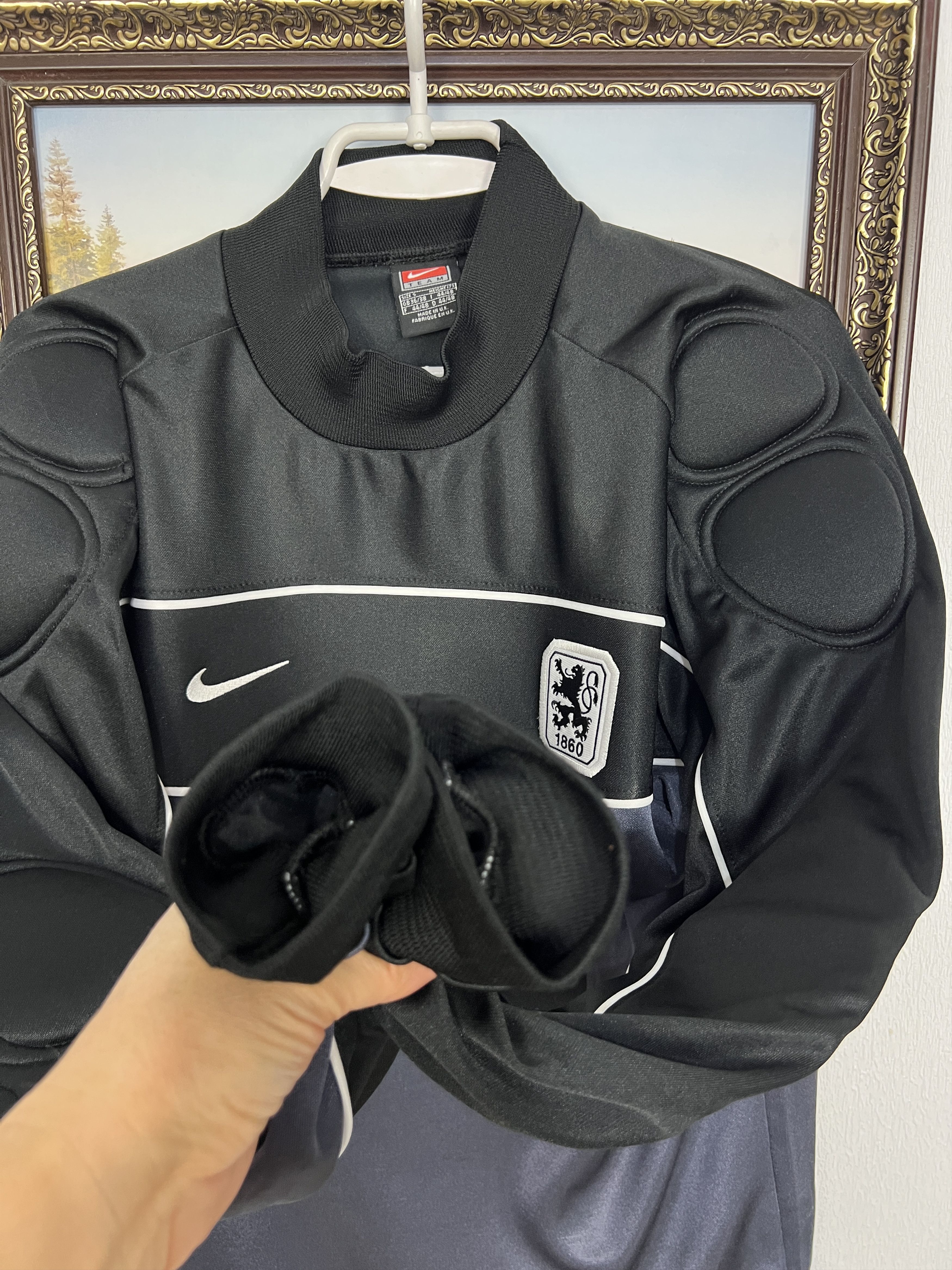 Nike 1860 Munich Special football shirt Goalkeeper Jersey Trikot Size US S / EU 44-46 / 1 - 7 Thumbnail