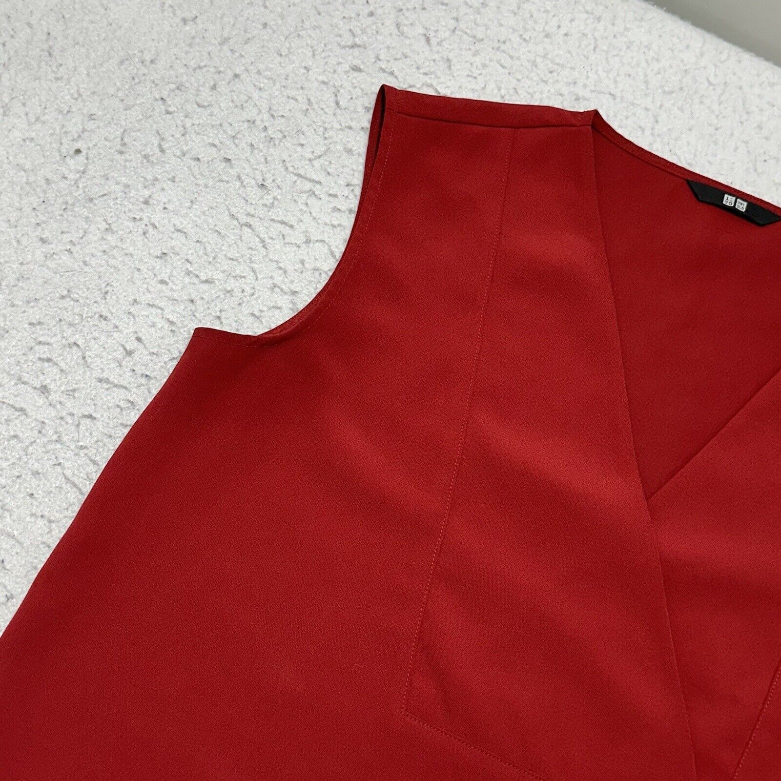 Uniqlo Uniqlo Small V-Neck Drape Burgundy Red A-Line Dress Pullover Size S / US 4 / IT 40 - 6 Thumbnail