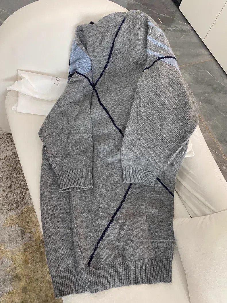 Hermes Hermes Blue-Grey Cashmere Sweater Cardigan Size XS / US 0-2 / IT 36-38 - 2 Thumbnail