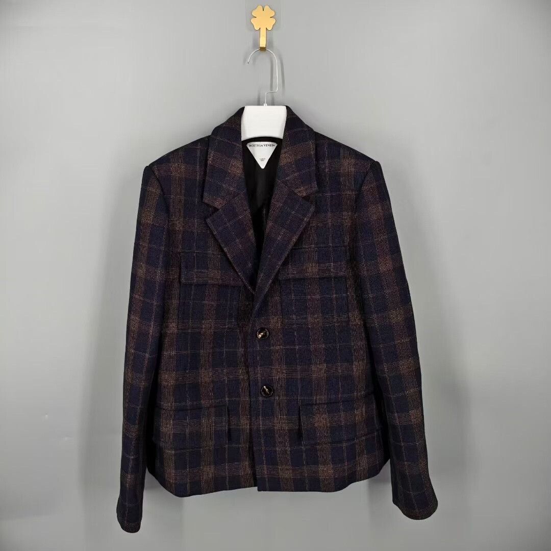 Bottega Veneta new Bottega Veneta plaid blazer size 42 Size US L / EU 52-54 / 3 - 1 Thumbnail