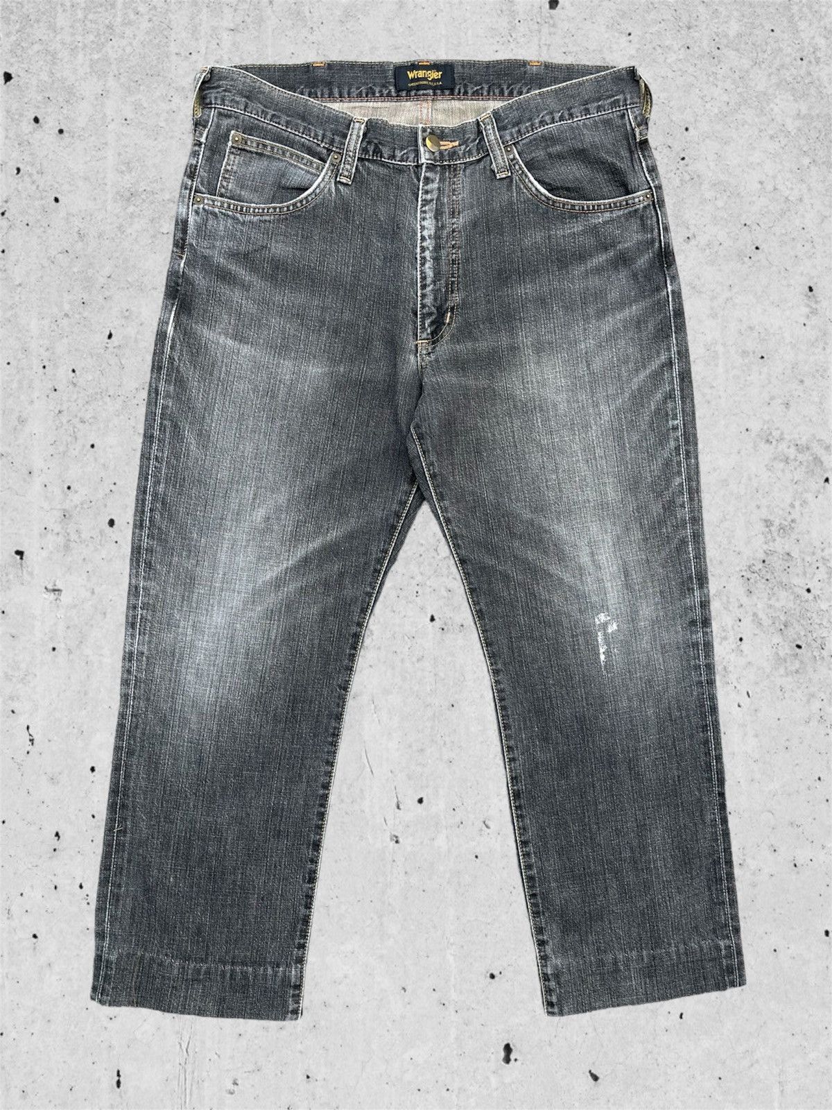 Jean × Wrangler 🔥 Wrangler Black Distressed Denim W34 🔥 Size US 34 / EU 50 - 2 Thumbnail