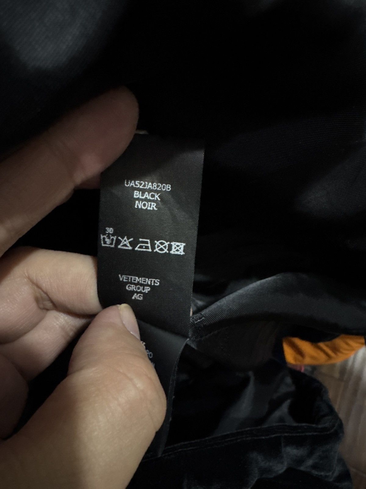 Vetements “RARE”, Oversized Down Velvet Crystal Logo Jacket Size US M / EU 48-50 / 2 - 23 Thumbnail