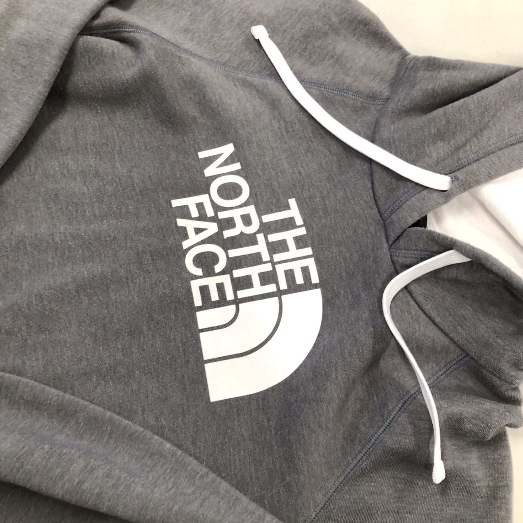 The North Face The North Face Spell Out Womens Large Gray Pullover Hoodie Sweater, The North Face, Hoodie, Women, Large, Gray, Pullover, Fleece, Activewear, 90s? Size L / US 10 / IT 46 - 4 Thumbnail