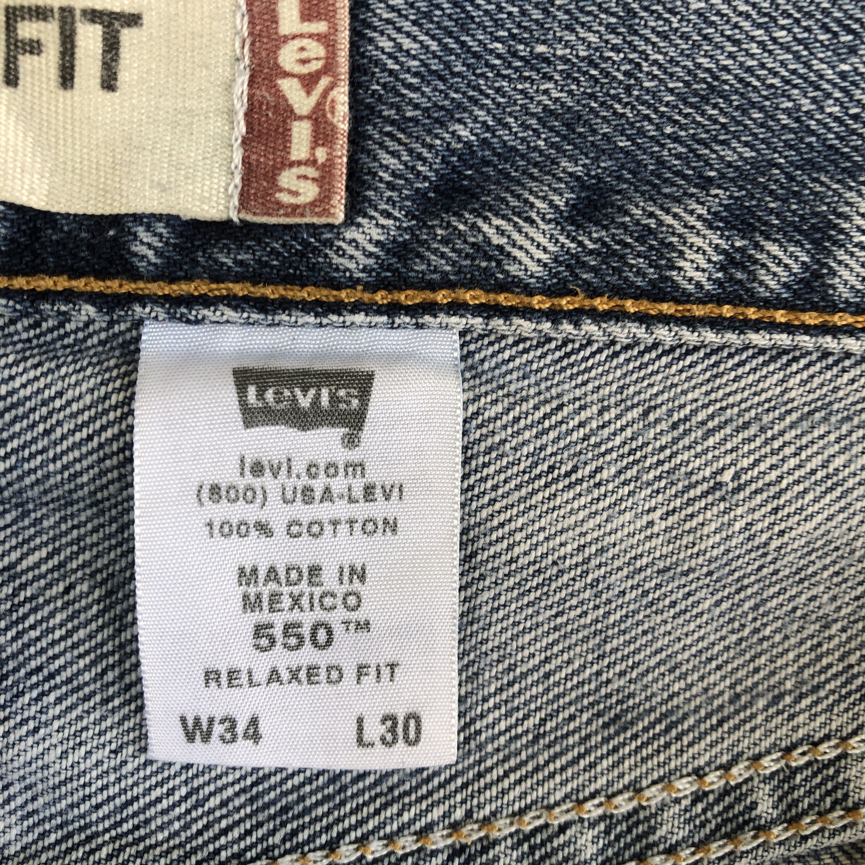 Levi's Vintage Levis 550 Jeans Levi's Faded Light Wash Denim Size US 32 / EU 48 - 9 Thumbnail