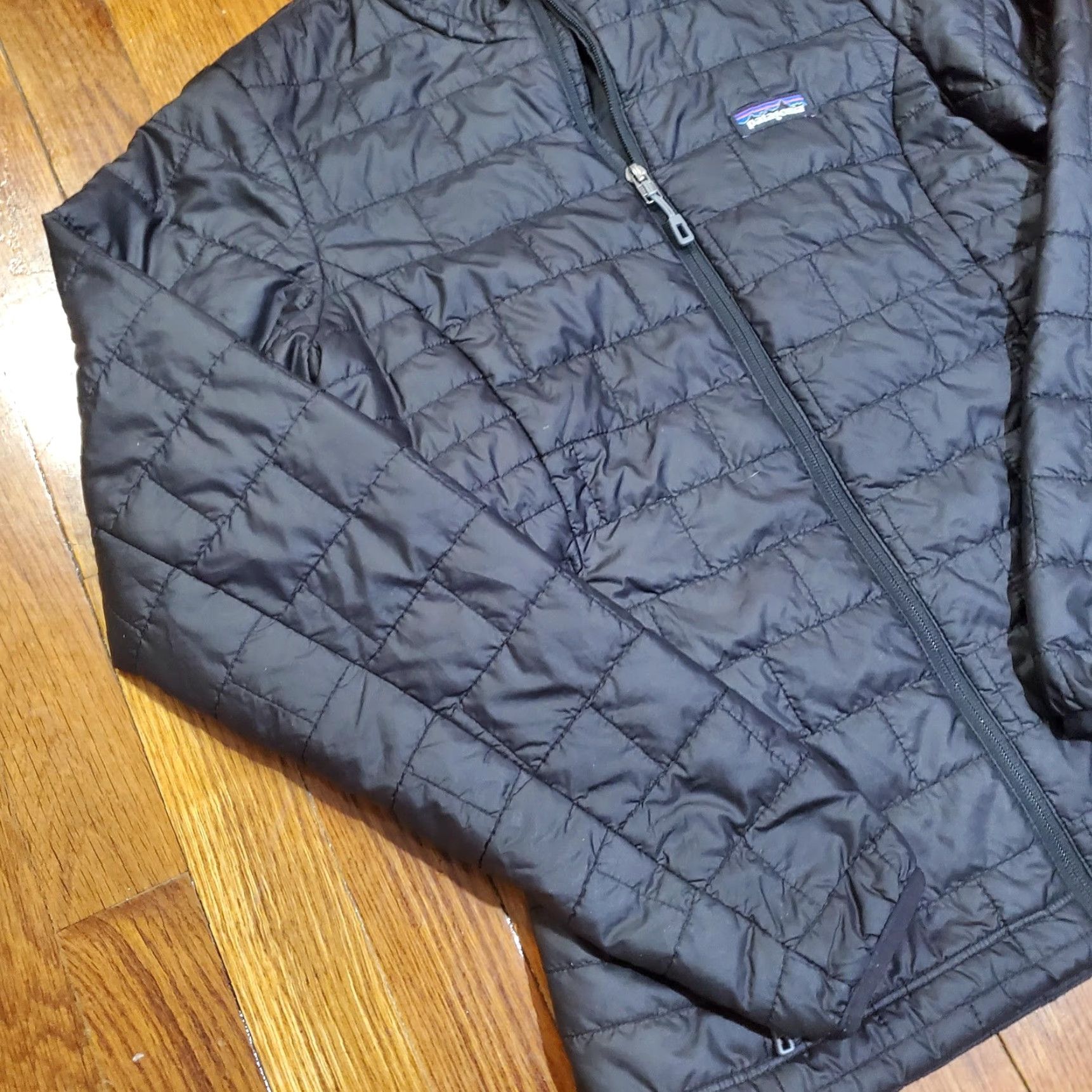 Patagonia Patagonia Jacket Womens Small Black Insulated Puffer Full Zip QuickBooks Logo Size S / US 4 / IT 40 - 2 Thumbnail