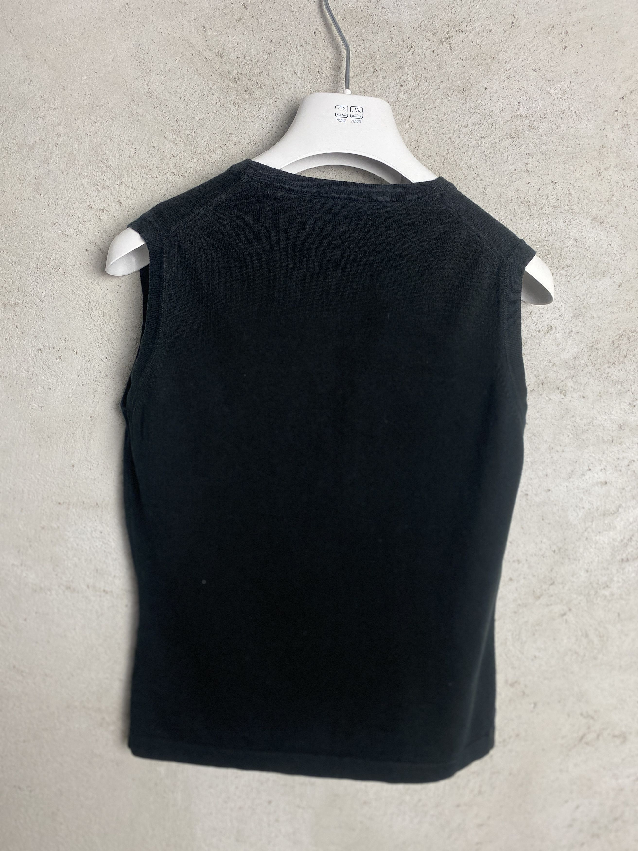 Burberry Burberry black vest cotton casual small logo Size S / US 4 / IT 40 - 6 Thumbnail