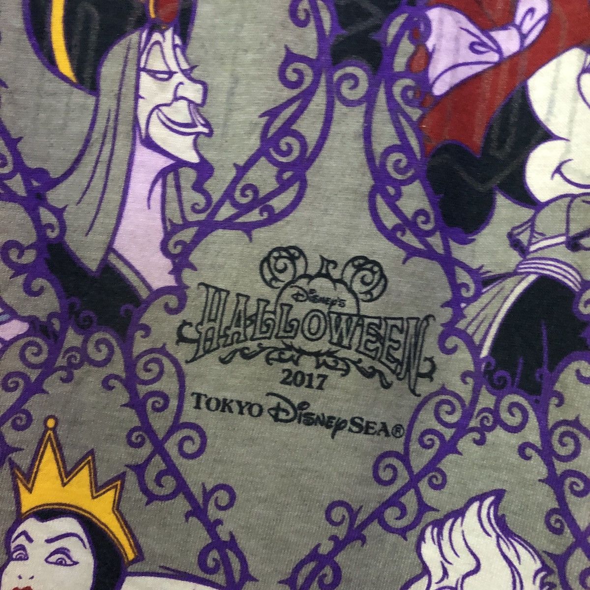 Disney Disney Villain tokyo disneyland Size US M / EU 48-50 / 2 - 3 Thumbnail