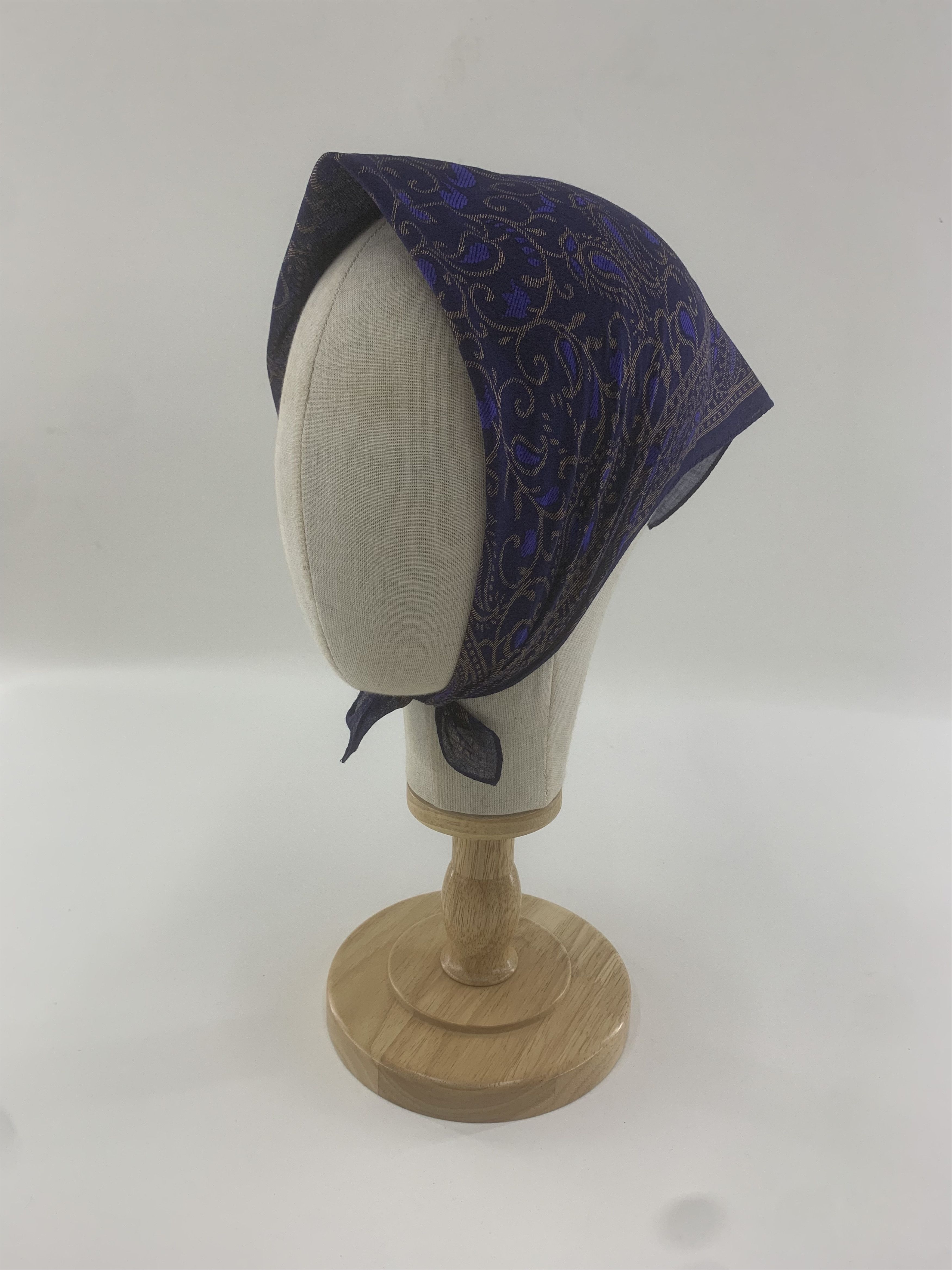 Hiroko Koshino Homme Hiroko Koshino Handkerchief Bandana Neckerchief TB3373 Size ONE SIZE - 1 Thumbnail