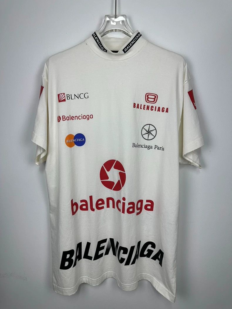 Balenciaga Balenciaga White op league racing badge short sleeve 2502-N Size US L / EU 52-54 / 3 - 1 Thumbnail