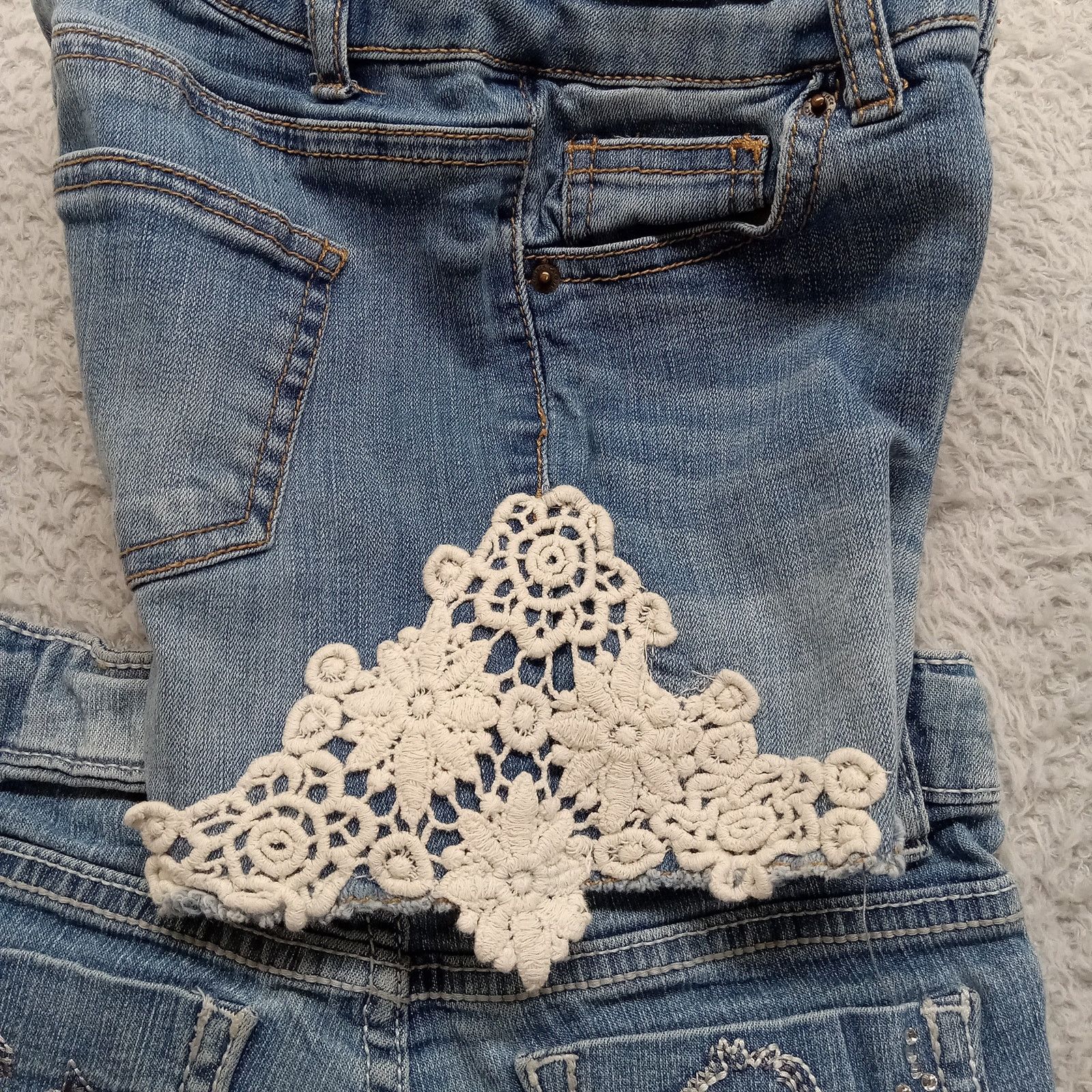 Route 66 Lot of 2 Jean Shorts Route 66 Cat & Jack Girls 7 Mixed Brand Size 24" / US 00 / IT 34 - 4 Thumbnail