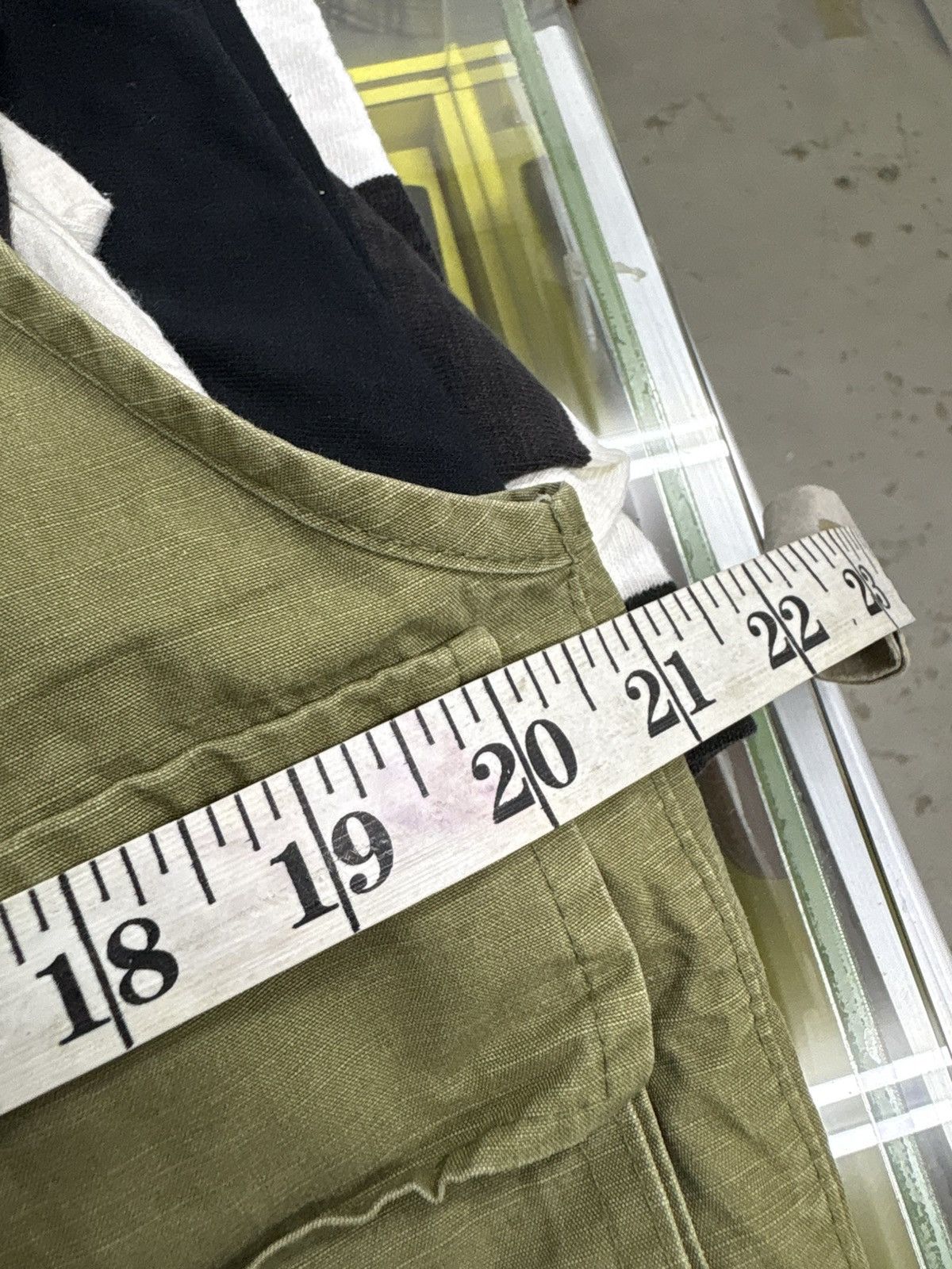 Japanese Brand Vintage Cargo Vest - Japanese Military Sateen - Fatigue Size US M / EU 48-50 / 2 - 7 Thumbnail