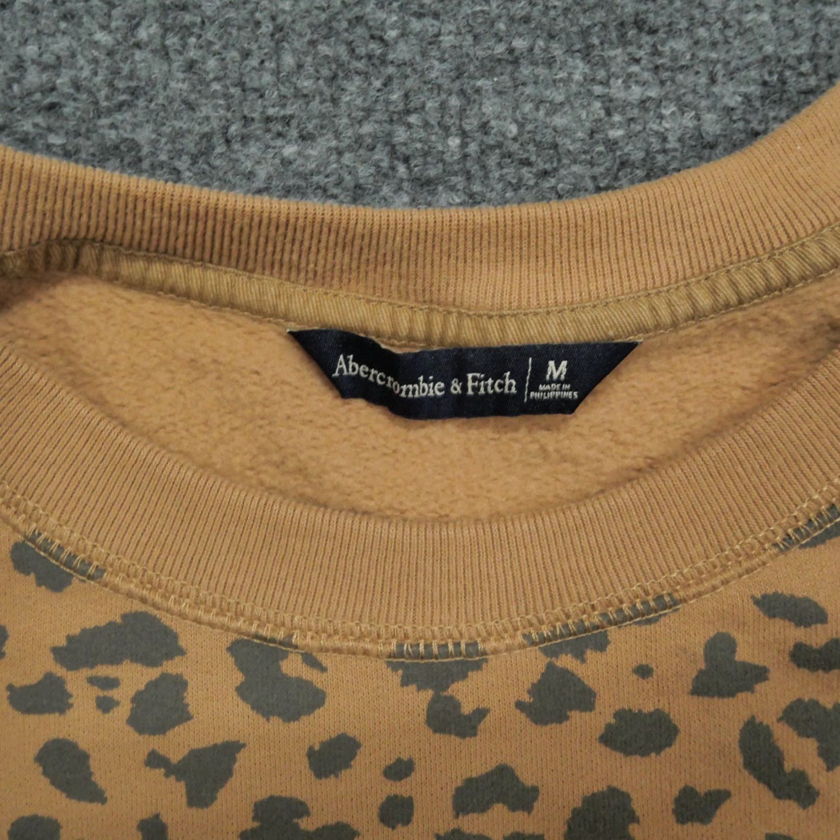 Abercrombie & Fitch Abercrombie & Fitch Womens Medium Brown Leopard Print Long Sleeve Oversized Sweatshirt Size M / US 6-8 / IT 42-44 - 2 Thumbnail