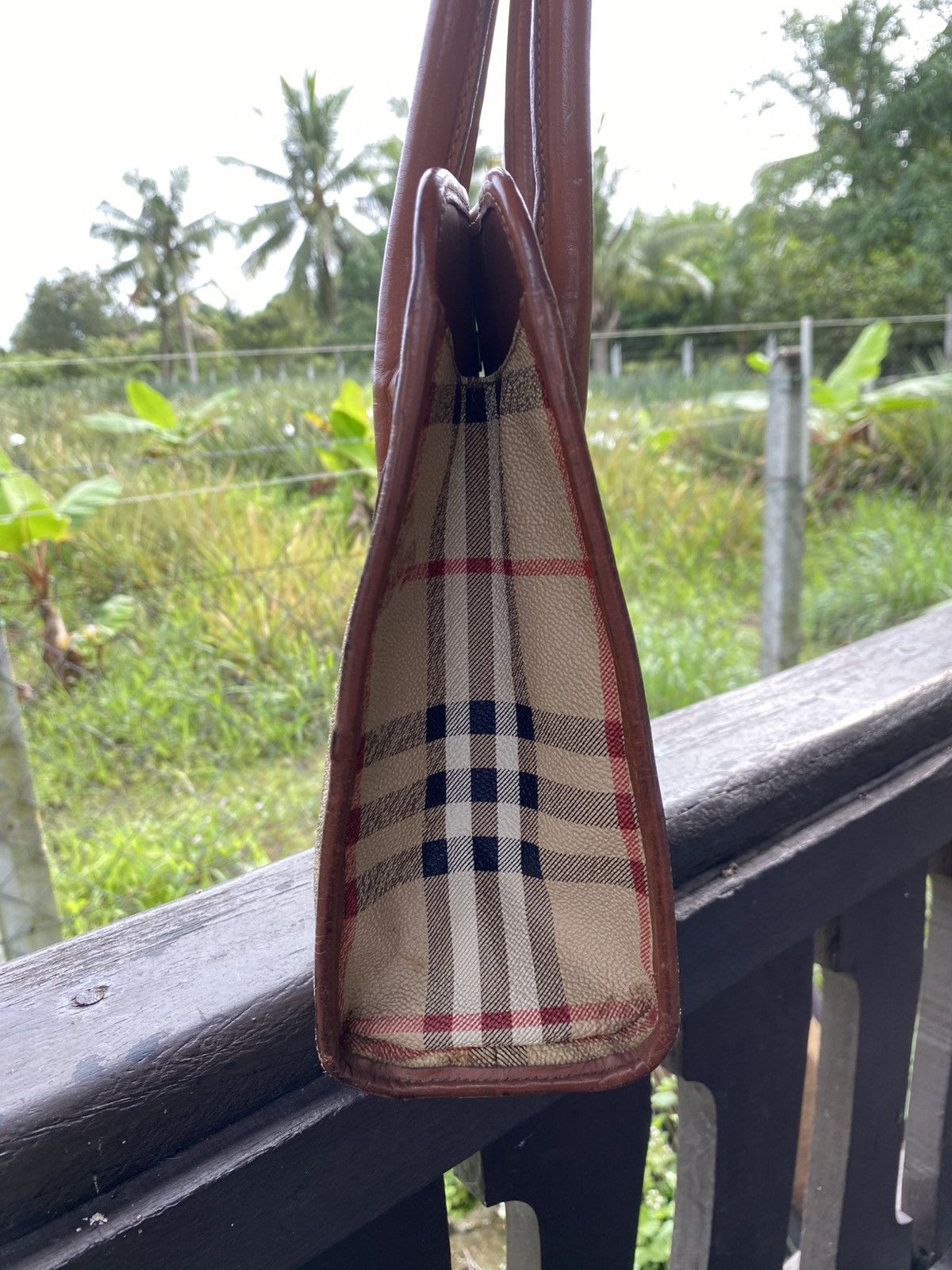 Burberry × Burberry Prorsum × Vintage 80s 90s VTG BURBERRYS NOVA CHECK LEATHER HAND BAG ITALY MADE Size ONE SIZE - 5 Thumbnail