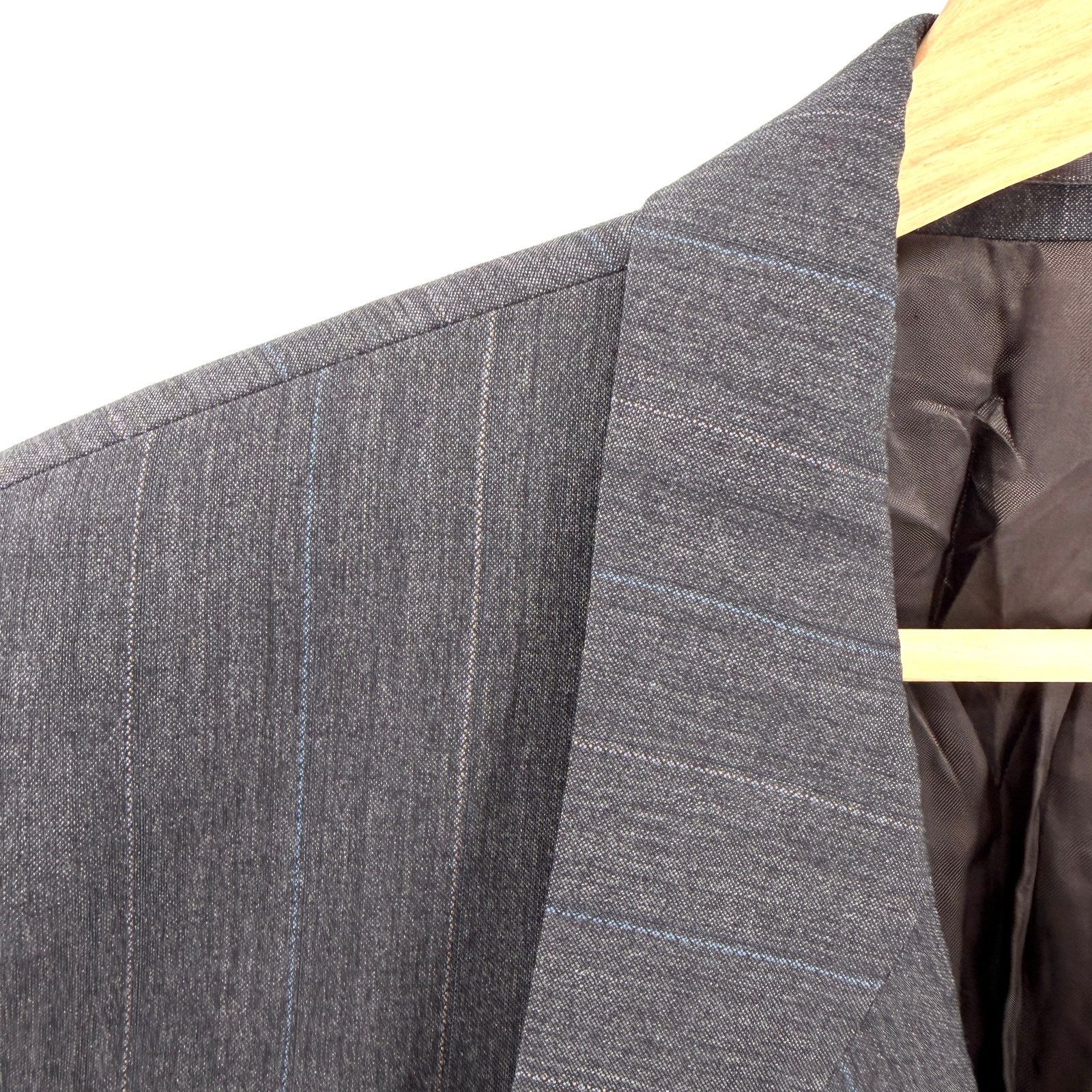 Hugo Boss Vintage 90s Grey Pinstripe 100% Wool Double Breasted Blazer Size 44R - 3 Thumbnail
