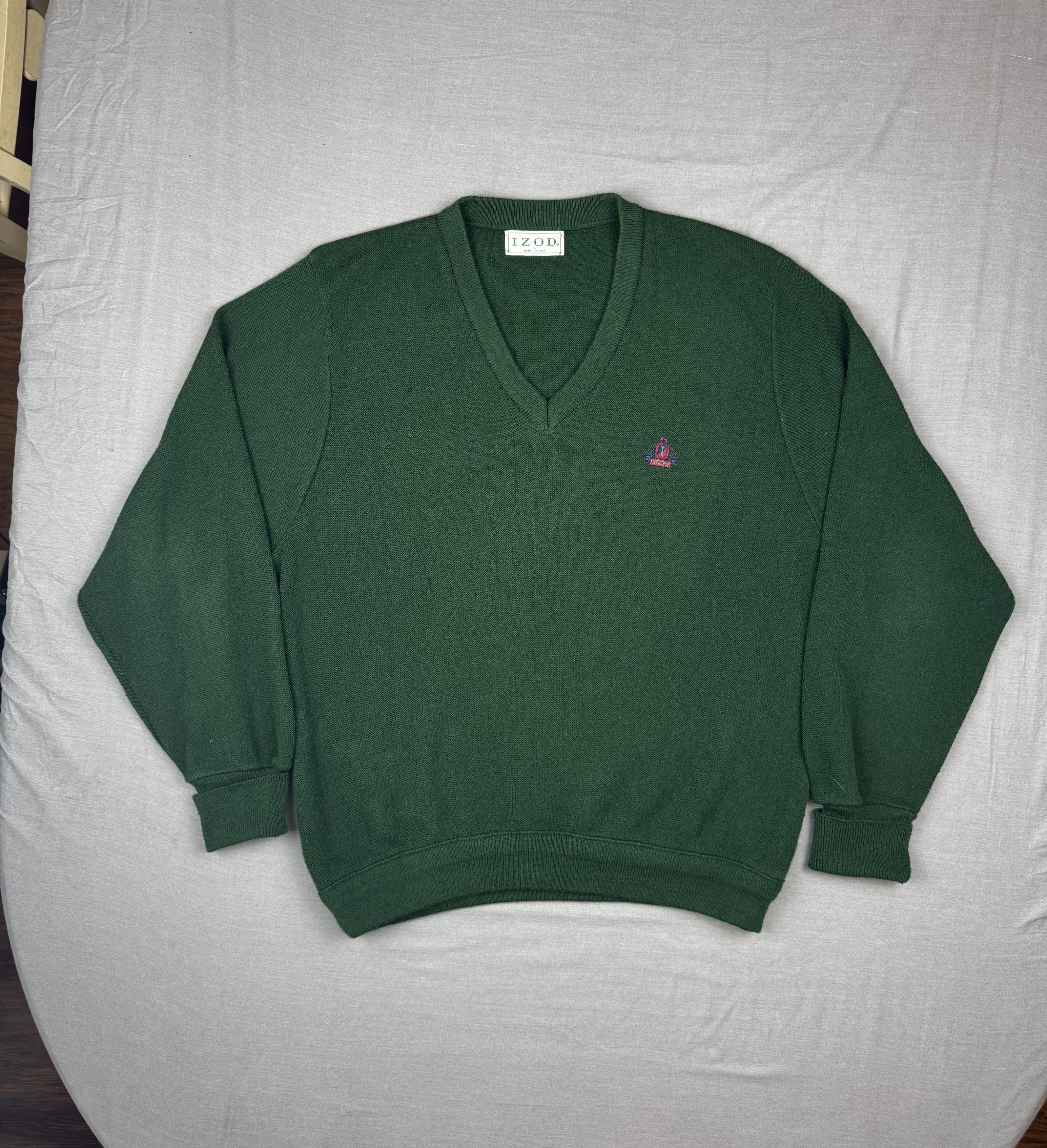 Izod Vintage Izod Acrylic Sweater V Neck Classic Logo USA Made Size US L / EU 52-54 / 3 - 2 Thumbnail