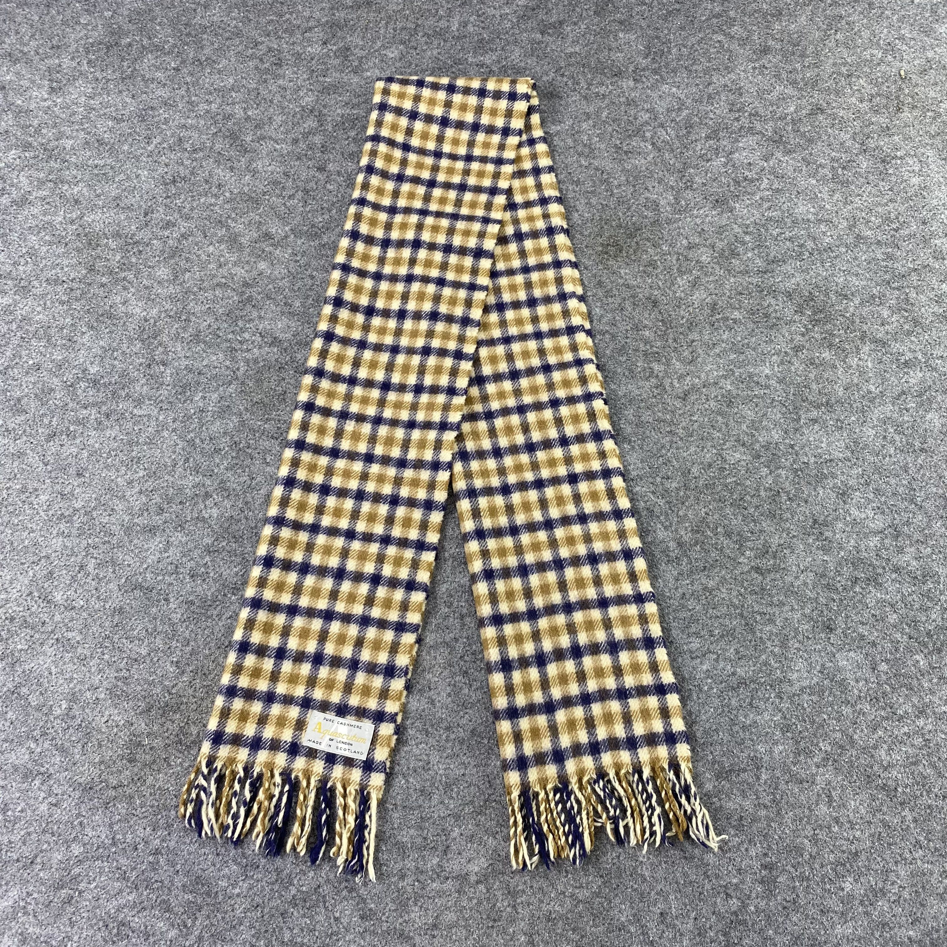 Aquascutum Aquasqutum Cashmere Muffler/ Scar / Neckwear -T1386 Size ONE SIZE - 4 Thumbnail