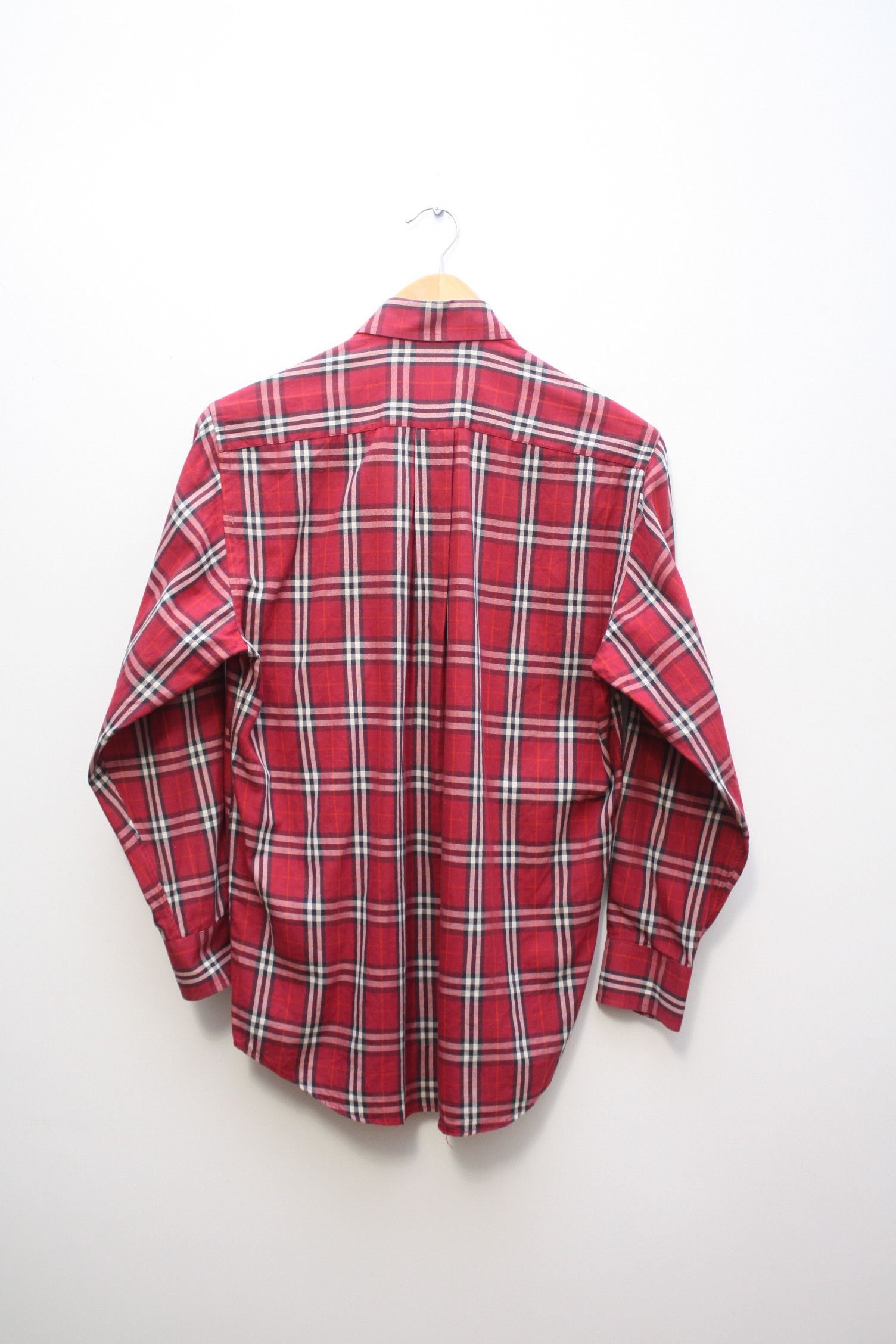 Burberry Burberry's Vintage Checkered Red L/S Shirt Small Size US S / EU 44-46 / 1 - 4 Thumbnail