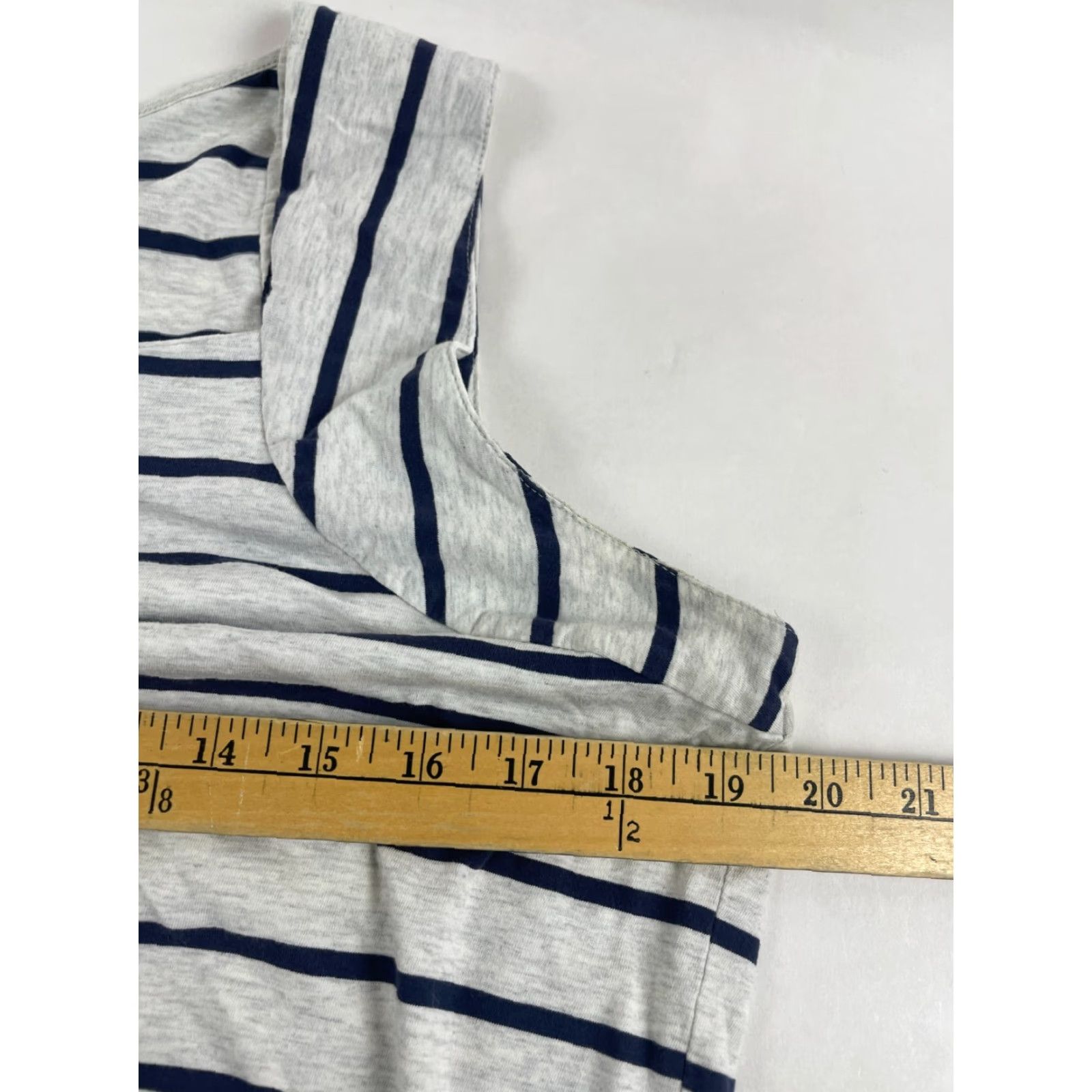 Mountain Khakis Mountain Khakis Tank Top Women's L Gray Blue Striped Sleeveless Square Neck Casual Modern Shirt Womens Ladies Square Neck Tank Top Size L / US 10 / IT 46 - 3 Thumbnail