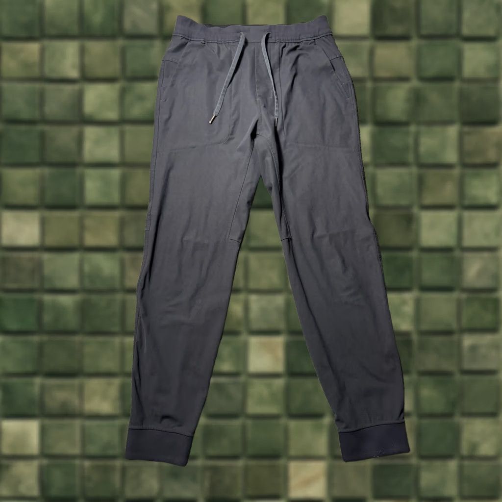 Lululemon Lululemon ABC Jogger Pants Men Medium Dark Gray Stretch Warpstreme LM5574s Size US 31 - 1 Thumbnail