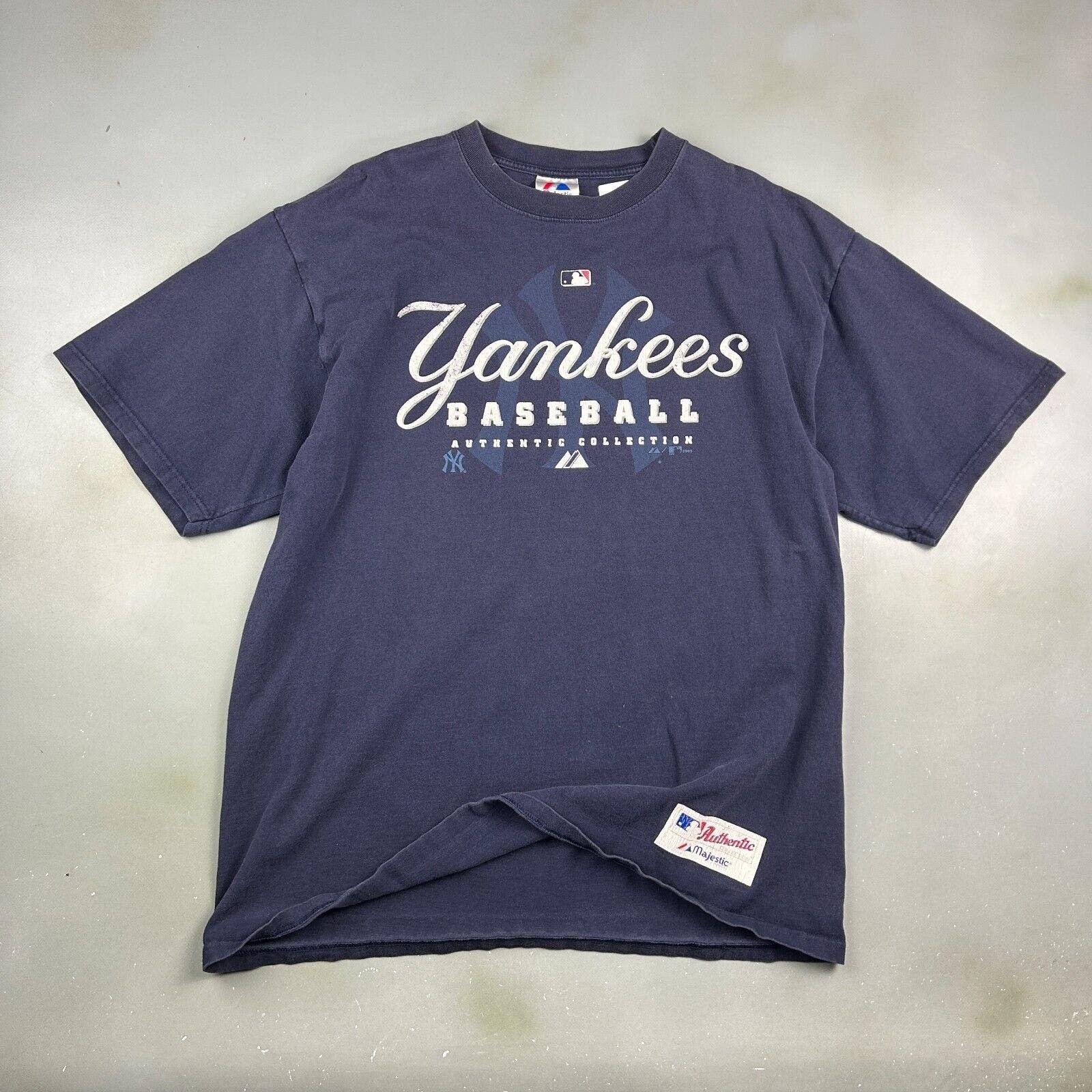 Majestic VINTAGE 2005 | NY Yankees Baseball Big Logo MLB T-Shirt sz L Size US L / EU 52-54 / 3 - 1 Thumbnail