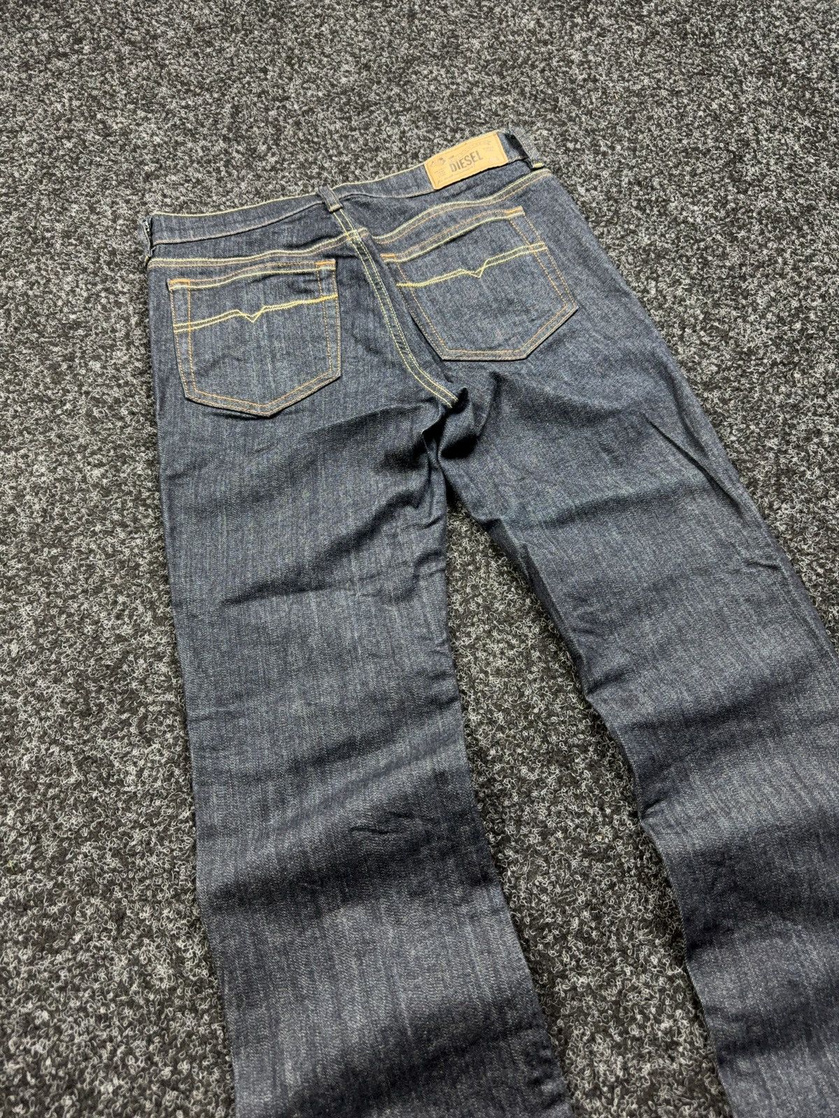 Diesel Luxury 00s Diesel Bootzee ST Slim Bootcut Flare Retro Jeans Size 27" / US 4 / IT 40 - 13 Thumbnail