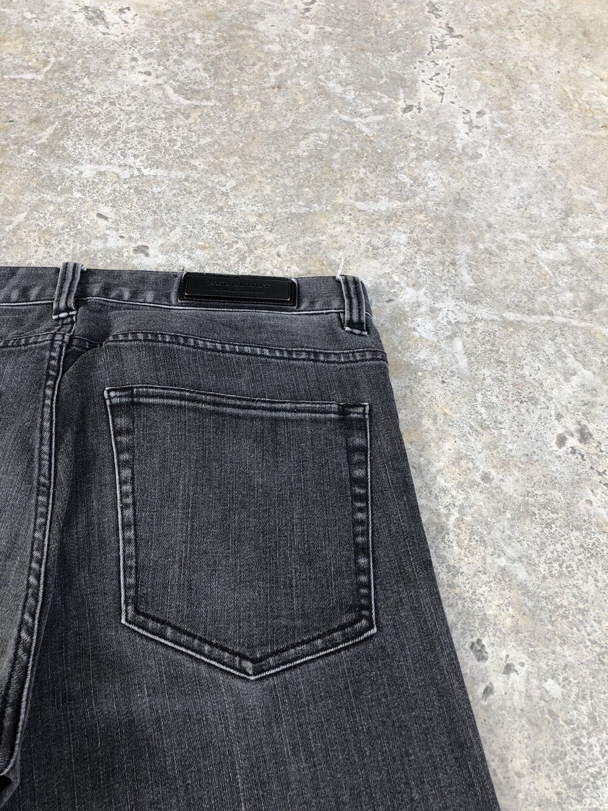 Black Label Burberry Slim Fit Distressed Jeans Size US 33 - 16 Thumbnail