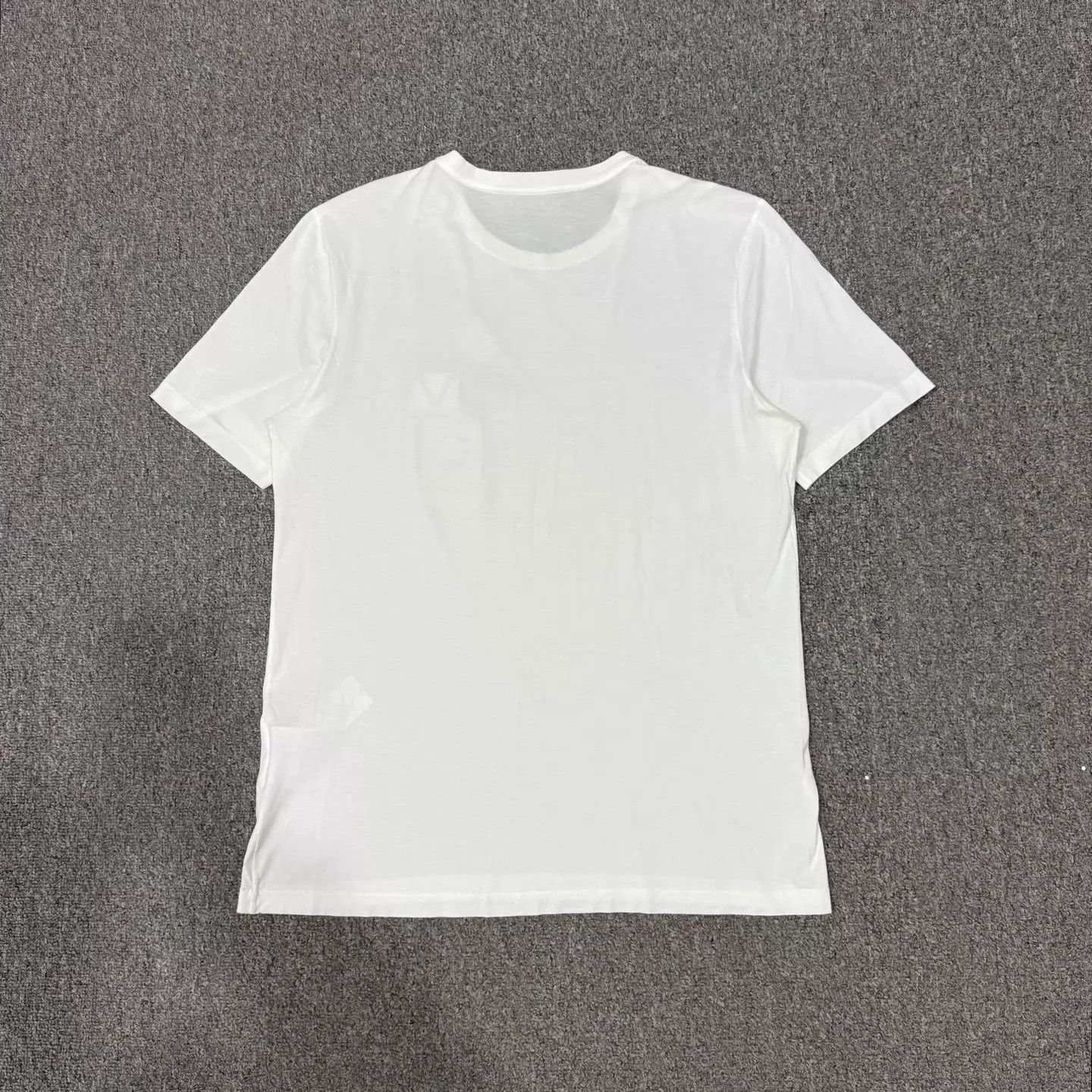 Louis Vuitton LV White Emblem T-Shirt XL 95 New Size US XL / EU 56 / 4 - 2 Thumbnail