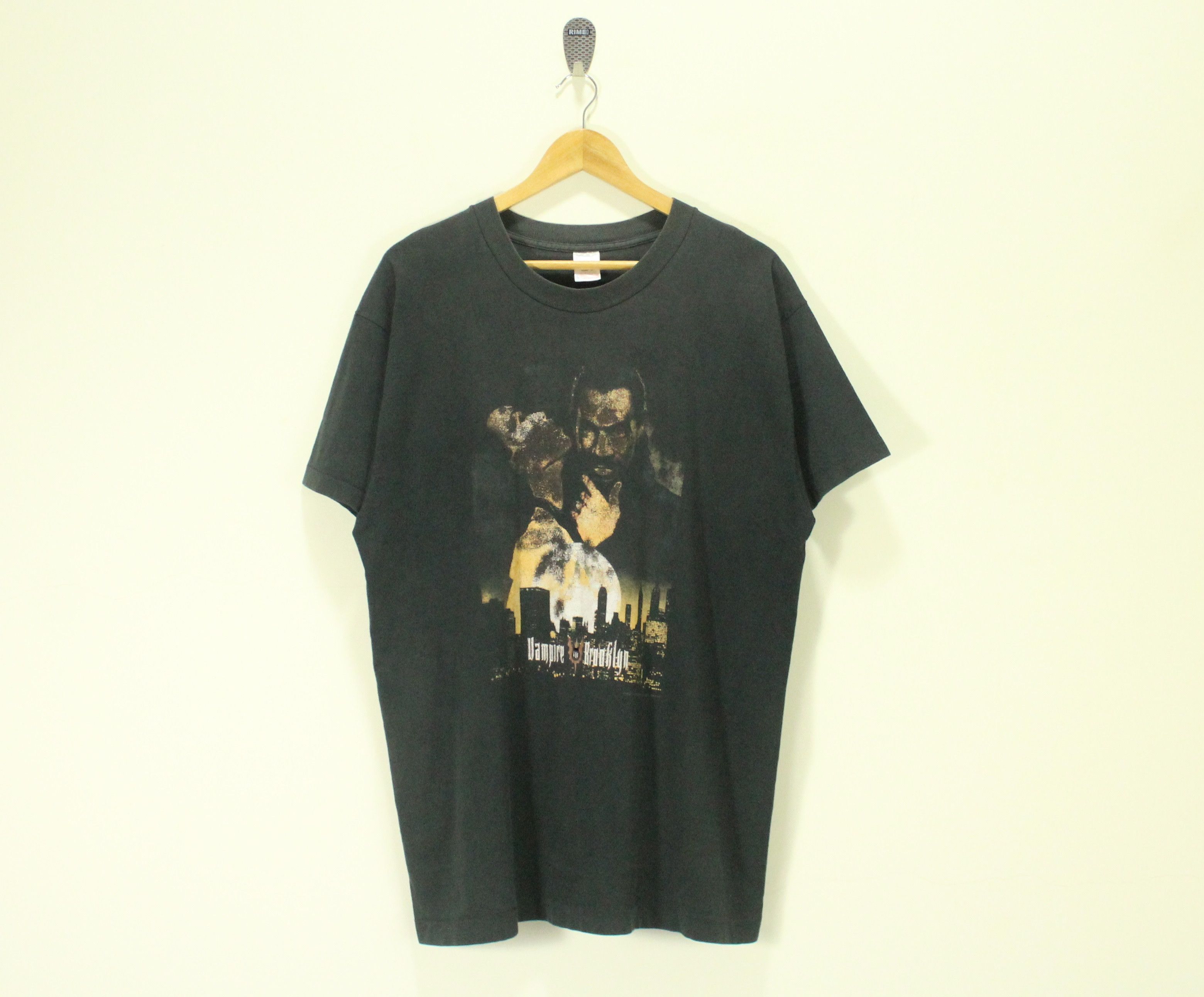 Vintage Vintage 90s Vampire In Brooklyn T Shirt Faded Black Size US XL / EU 56 / 4 - 5 Thumbnail