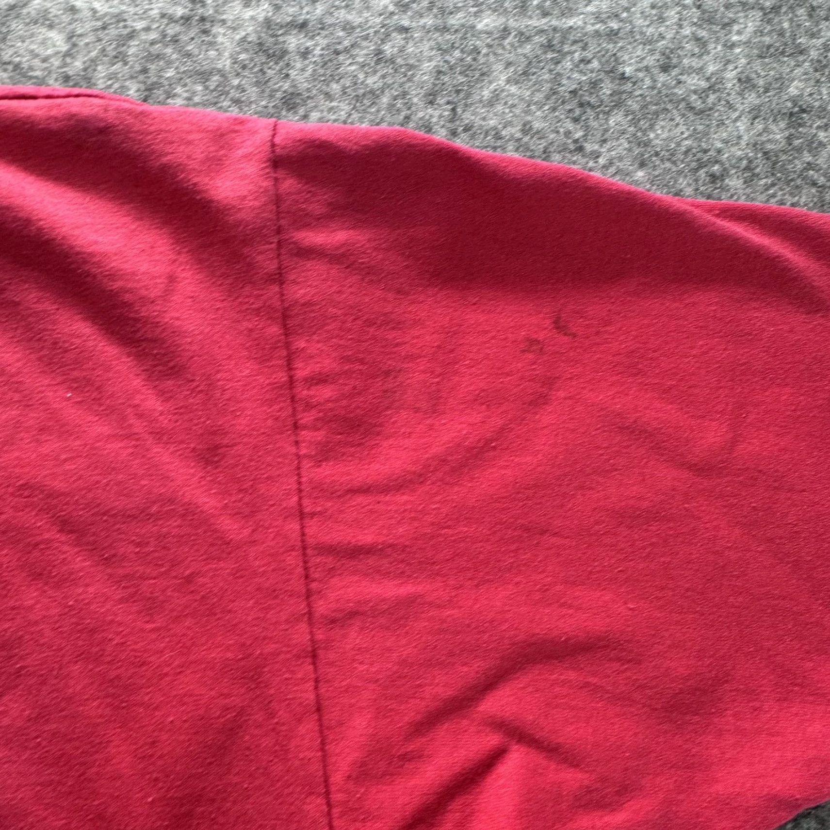 Hanes VINTAGE Hanes T-Shirt Mens Large Red Iredell Memorial Hospital Fitness Walking Club Graphic Print Crew Neck Short Sleeve 50/50 USA 80s Size US L / EU 52-54 / 3 - 4 Thumbnail