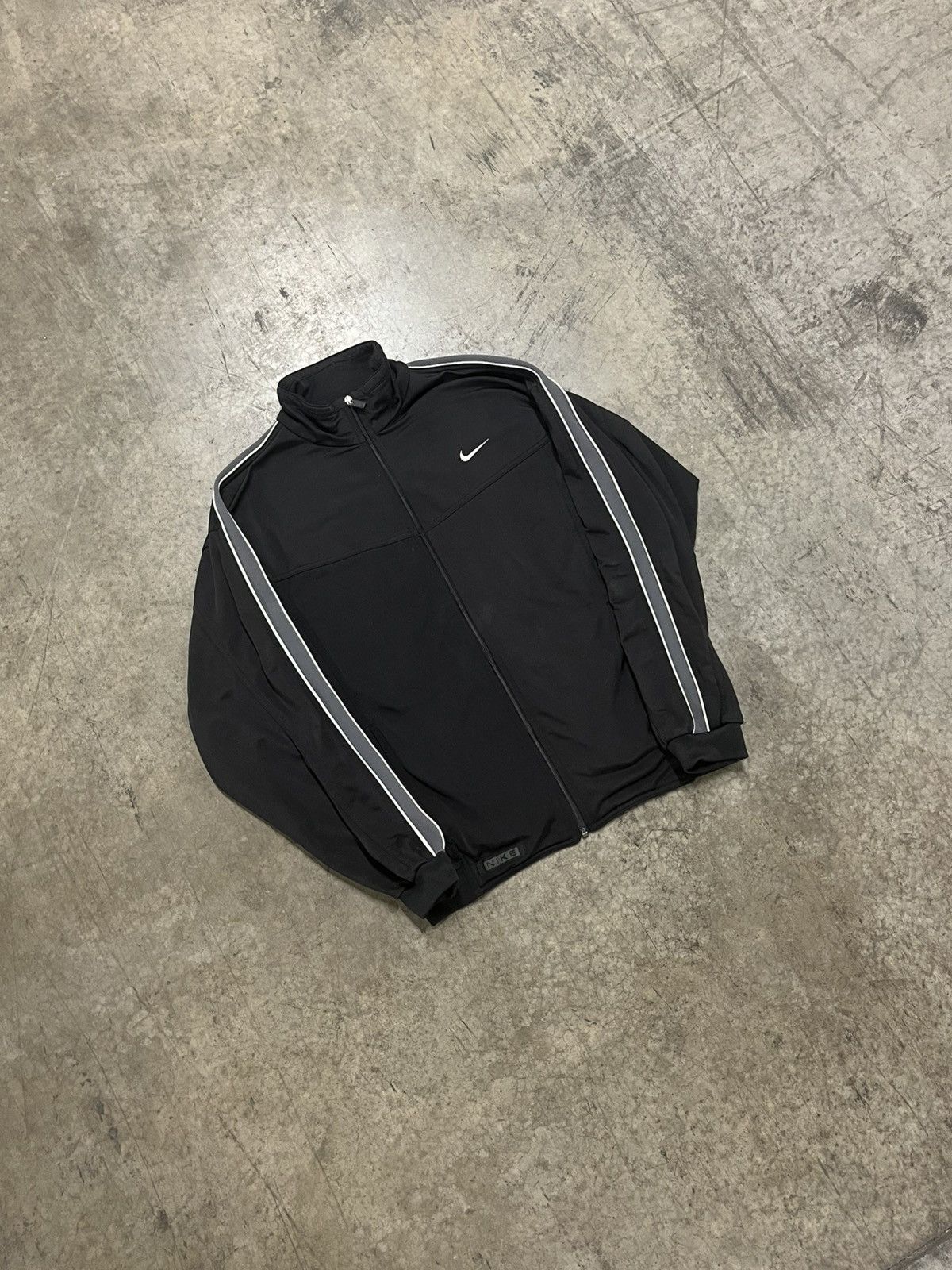 Nike × Vintage Nike y2k track jacket streetwear hype sport rare Size US L / EU 52-54 / 3 - 5 Thumbnail